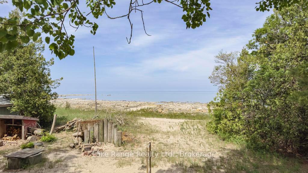 Photo 29 of 19 Collins Drive, Kincardine — HOMEH