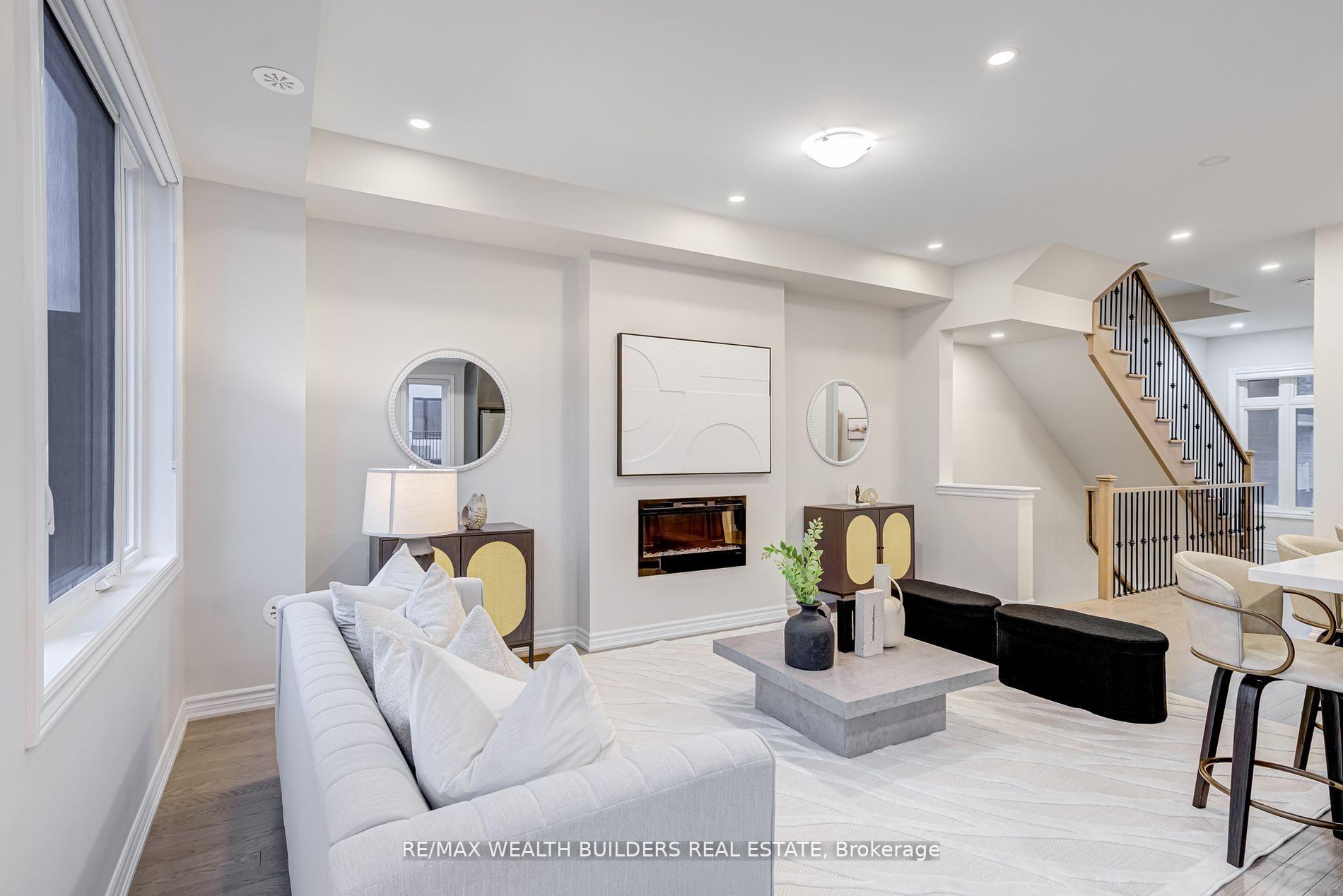 Photo 10 of 31 William Shearn Crescent, Markham, Angus Glen — HOMEH