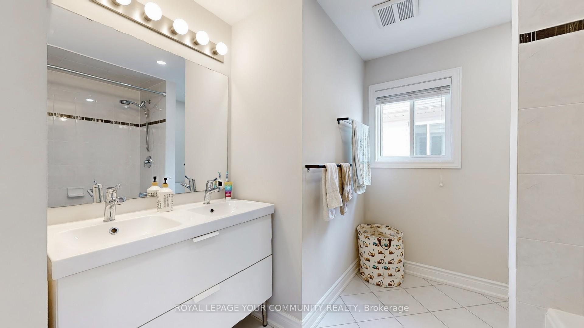 Photo 33 of 84 Upper Mercer Street, Kitchener, Grand River South — HOMEH