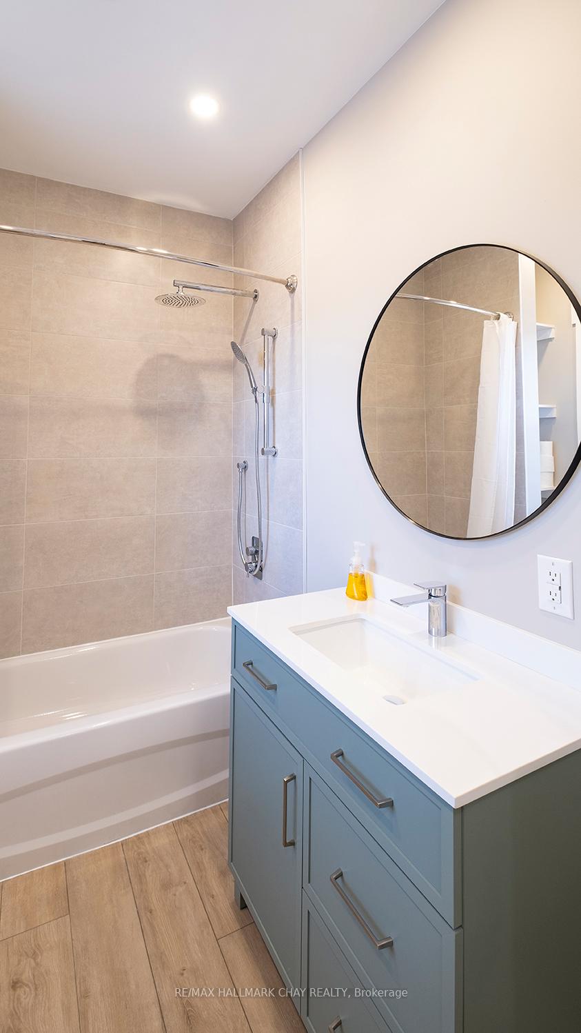 Photo 10 of Unit APT#2, 14 Queen Street, Innisfil, Cookstown — HOMEH