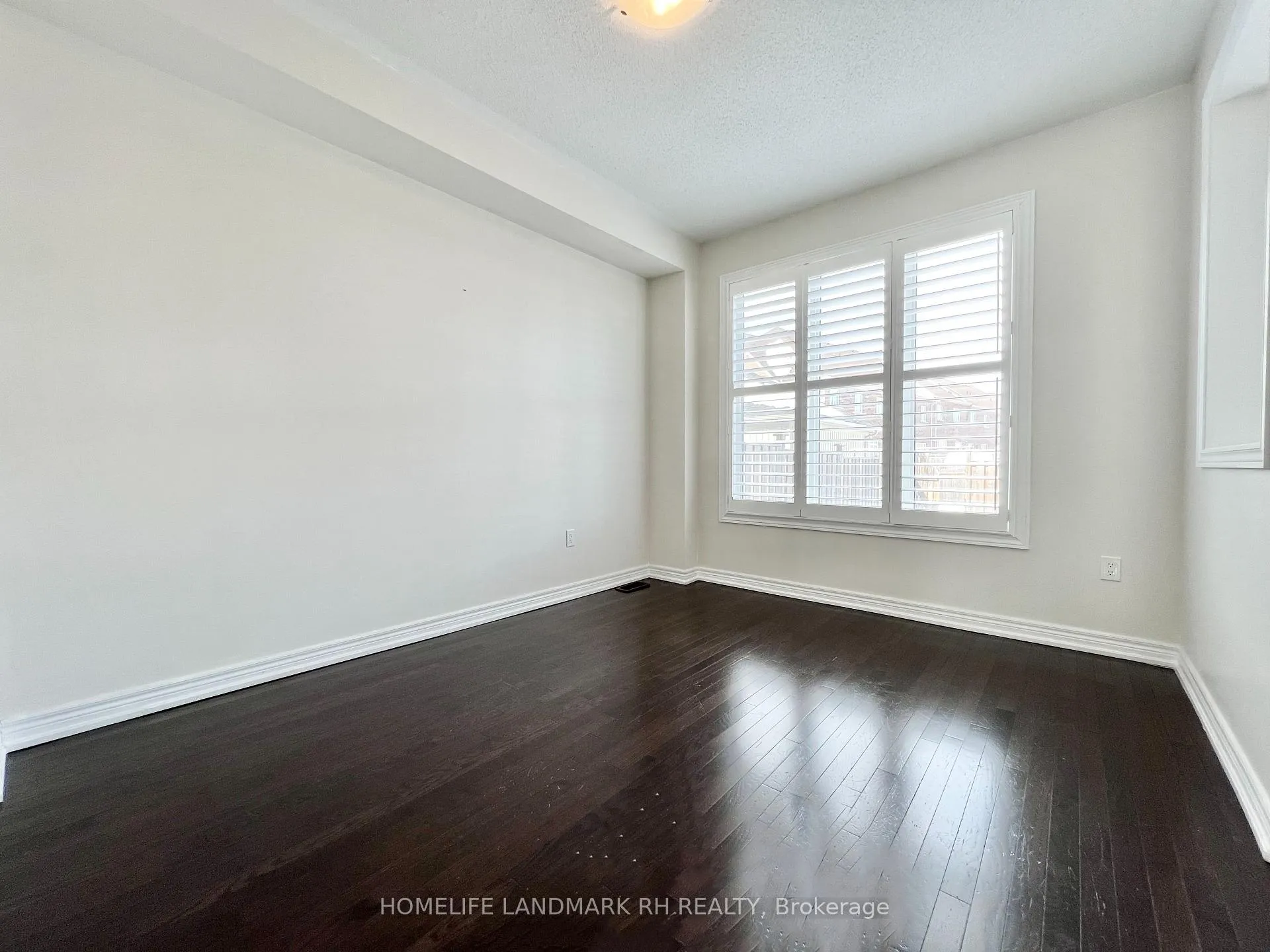 Photo 6 of 936 Castlemore Avenue, Markham, Wismer — HOMEH
