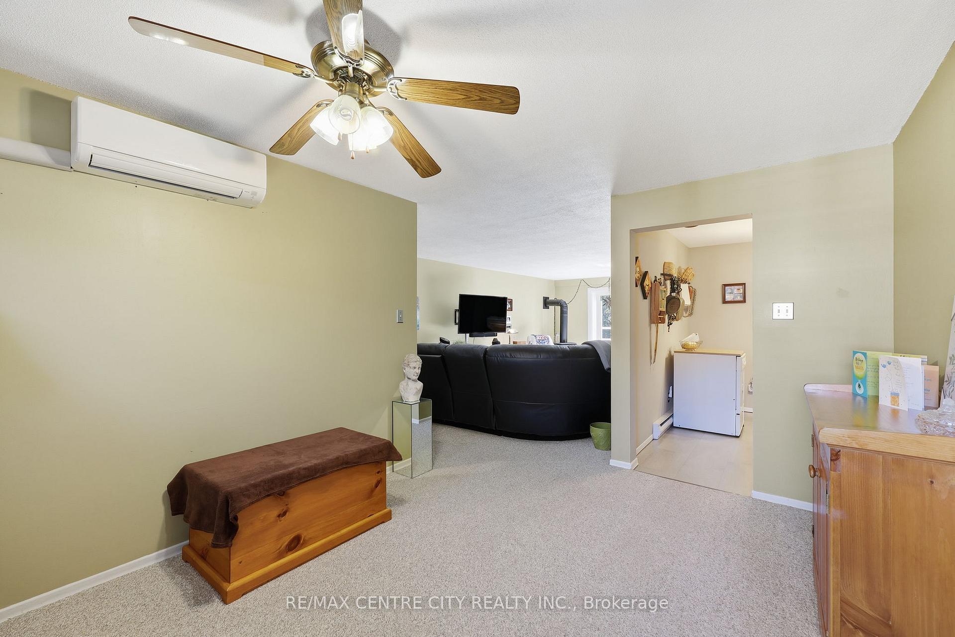 Photo 7 of Unit 31, 337 Kingswood Drive, Kitchener — HOMEH