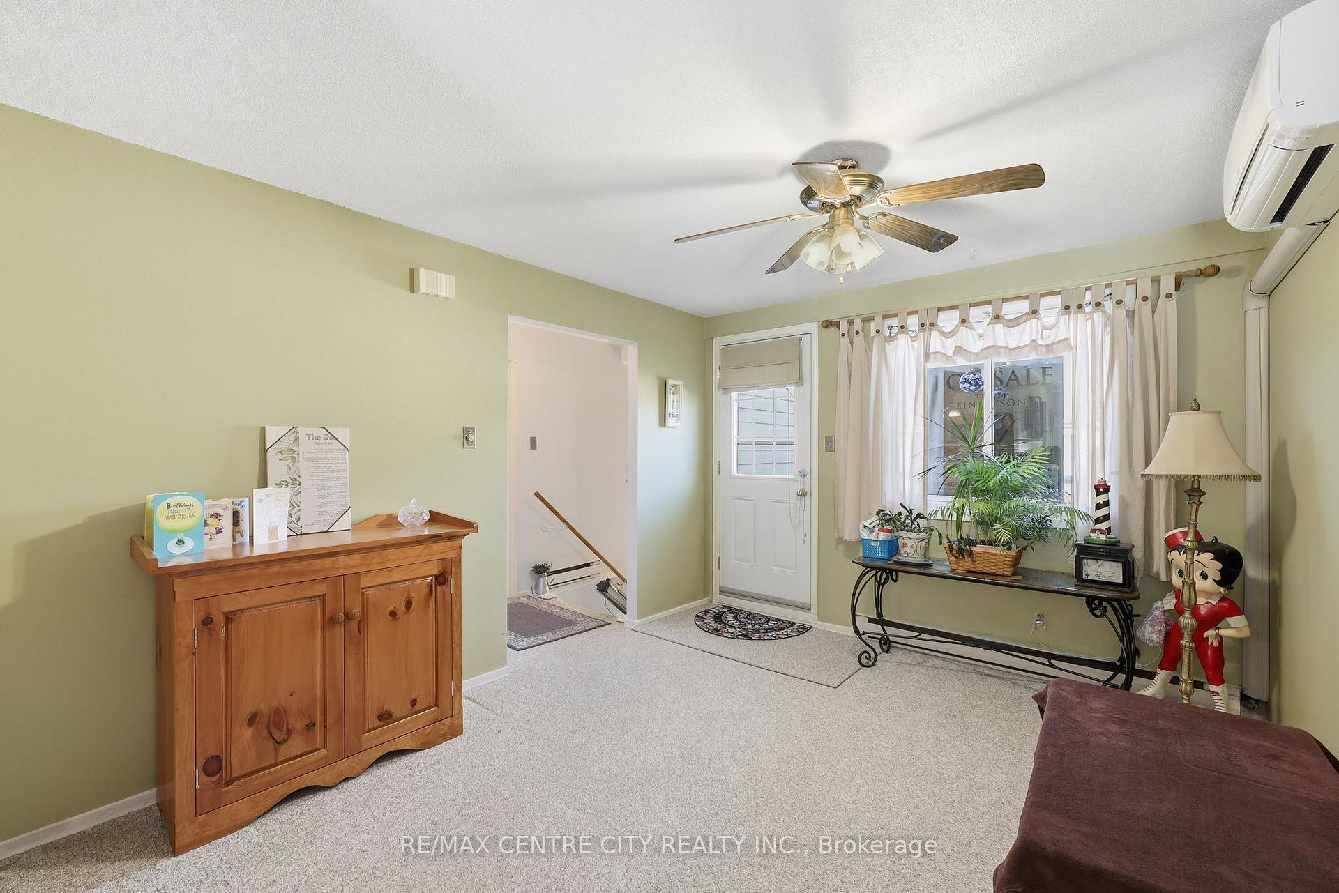 Photo 8 of Unit 31, 337 Kingswood Drive, Kitchener — HOMEH