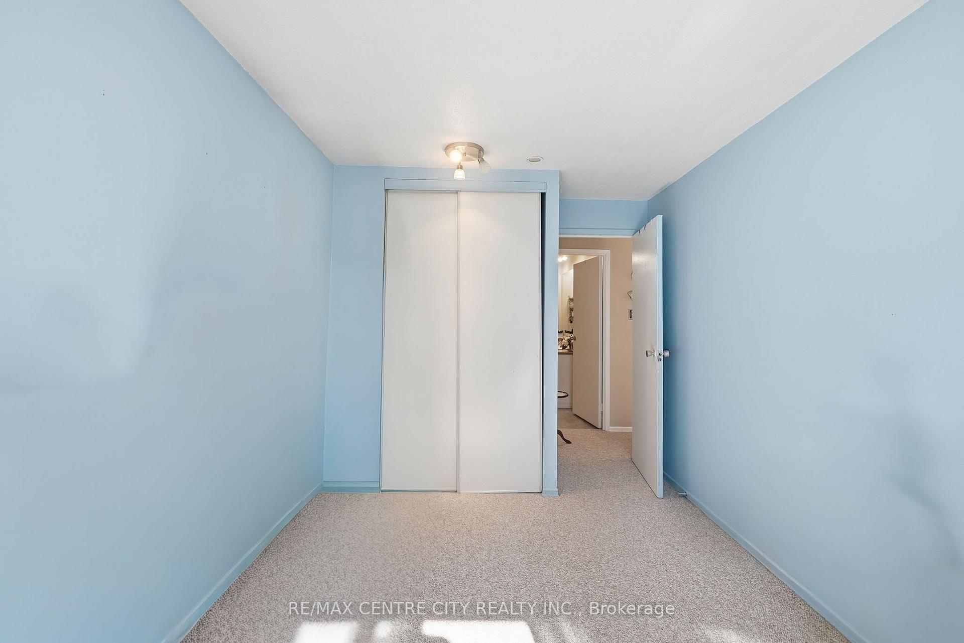 Photo 20 of Unit 31, 337 Kingswood Drive, Kitchener — HOMEH