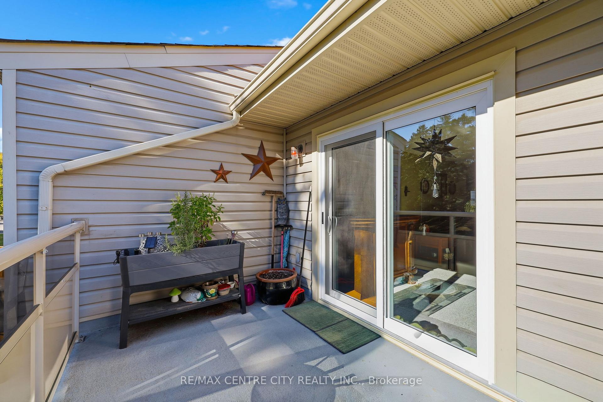 Photo 28 of Unit 31, 337 Kingswood Drive, Kitchener — HOMEH