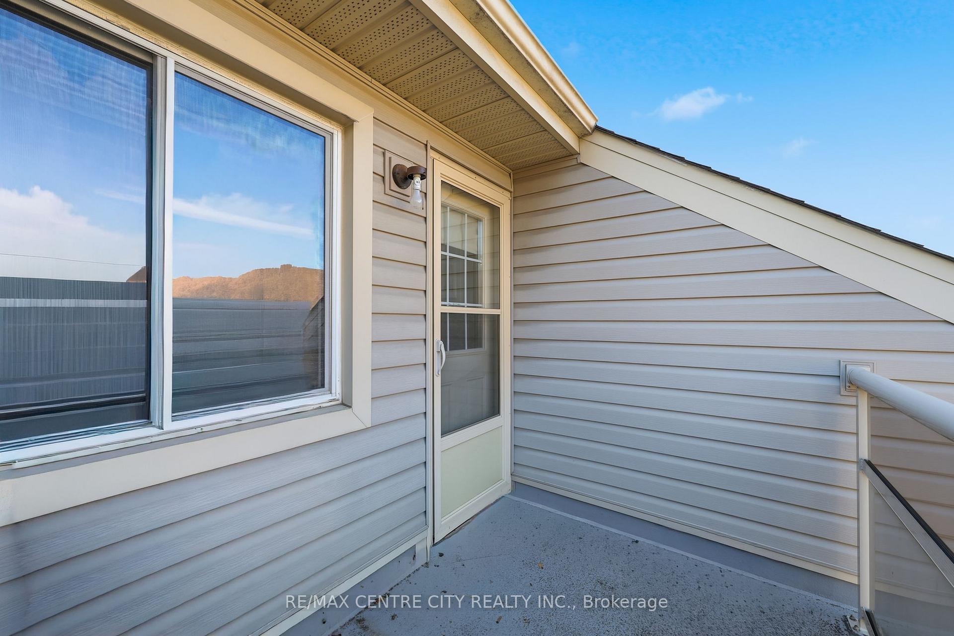 Photo 30 of Unit 31, 337 Kingswood Drive, Kitchener — HOMEH