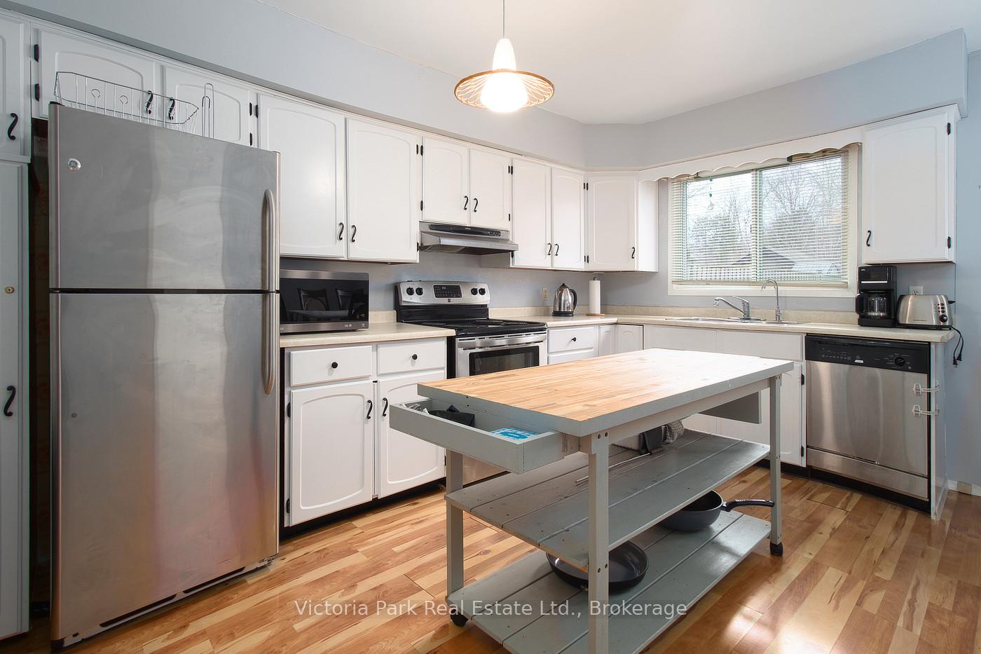 Photo 14 of 629 Lakelands Avenue, Innisfil, Alcona — HOMEH