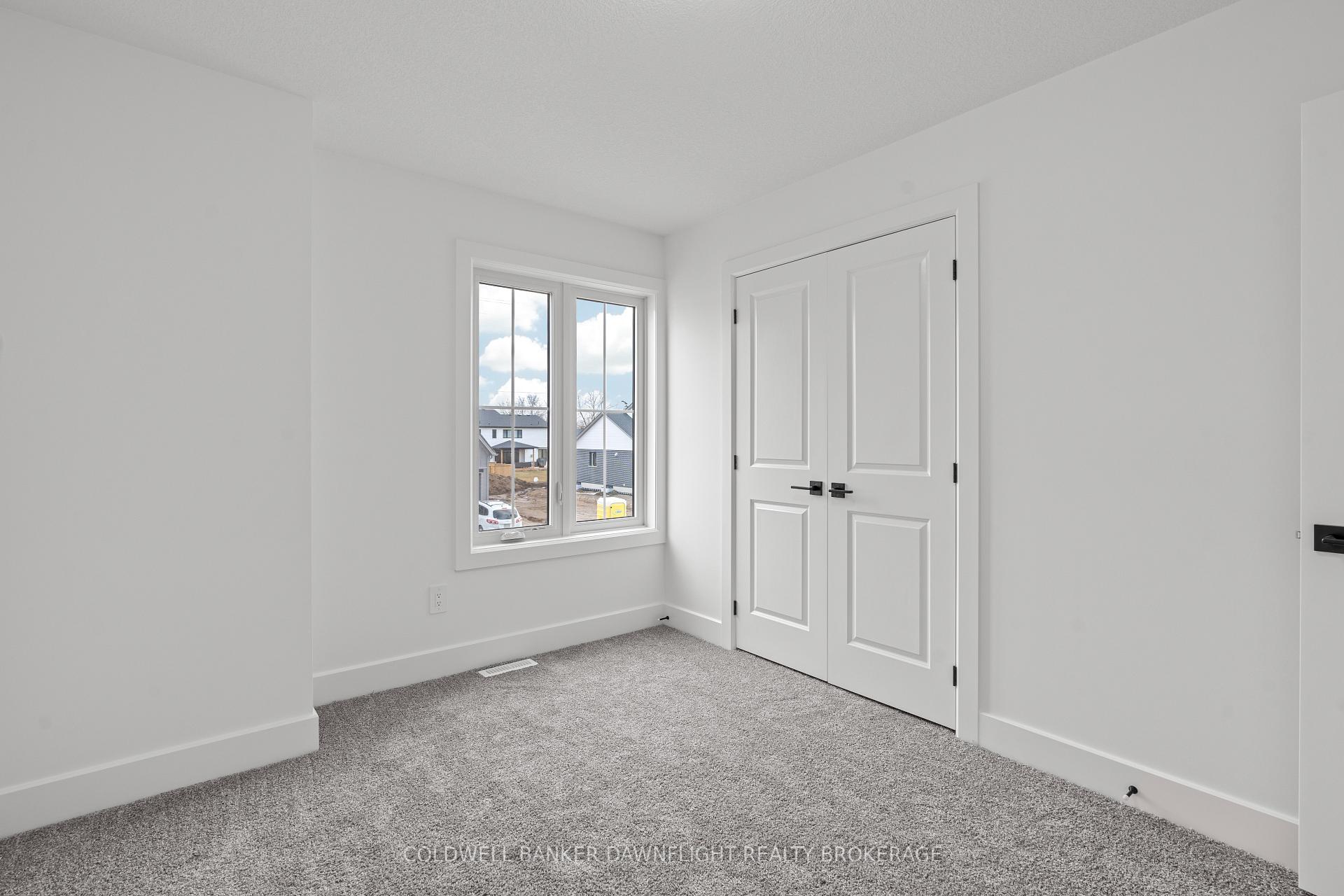 Photo 32 of Unit 45, 147 Scotts Drive, Lucan Biddulph, Lucan — HOMEH