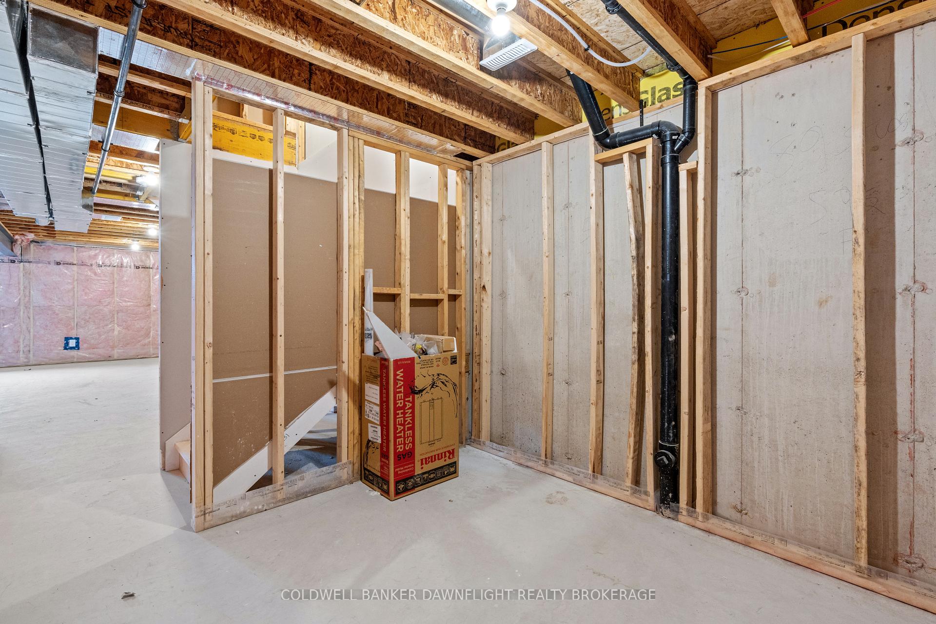Photo 39 of Unit 45, 147 Scotts Drive, Lucan Biddulph, Lucan — HOMEH