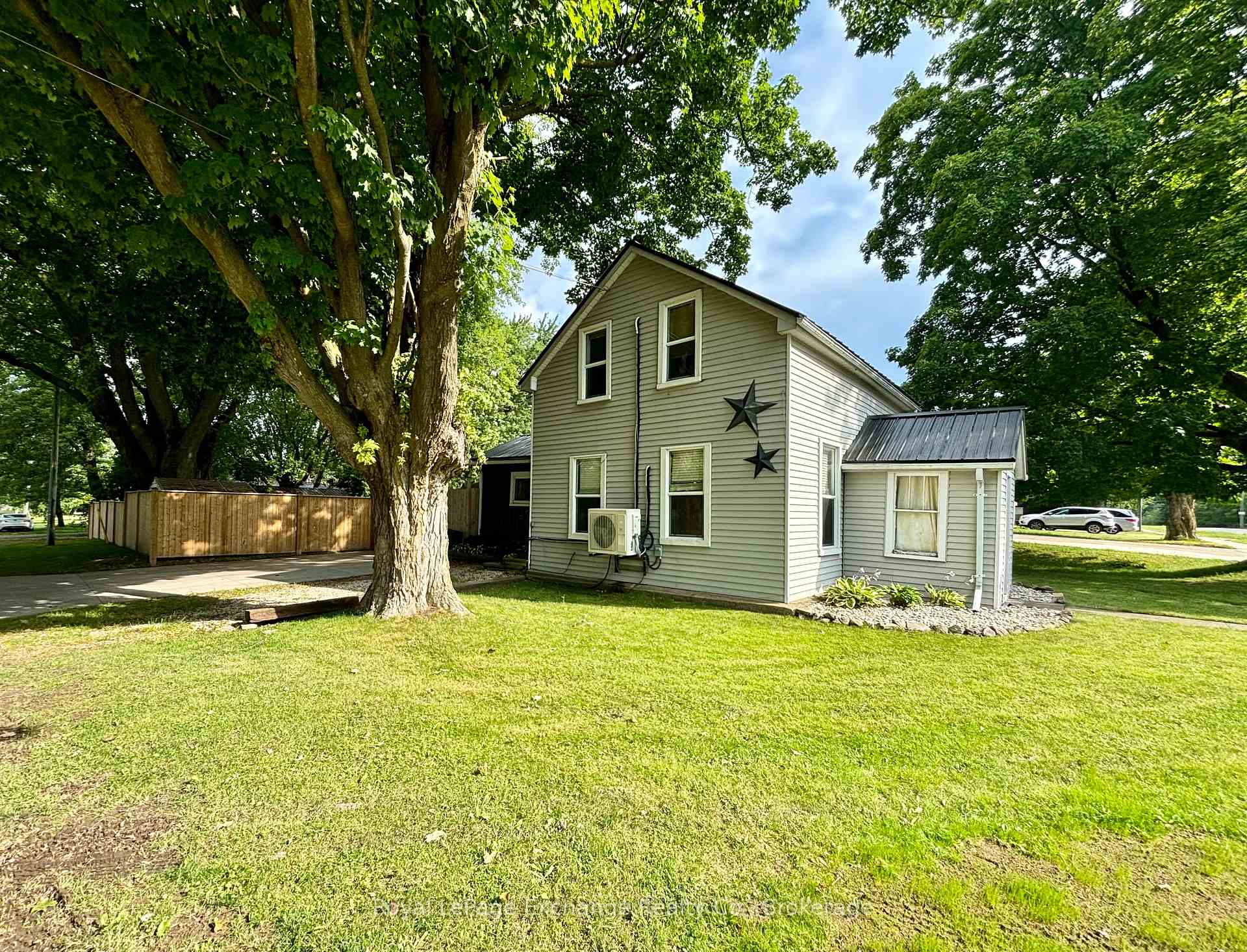 Photo 2 of 59 King Street, Kincardine — HOMEH