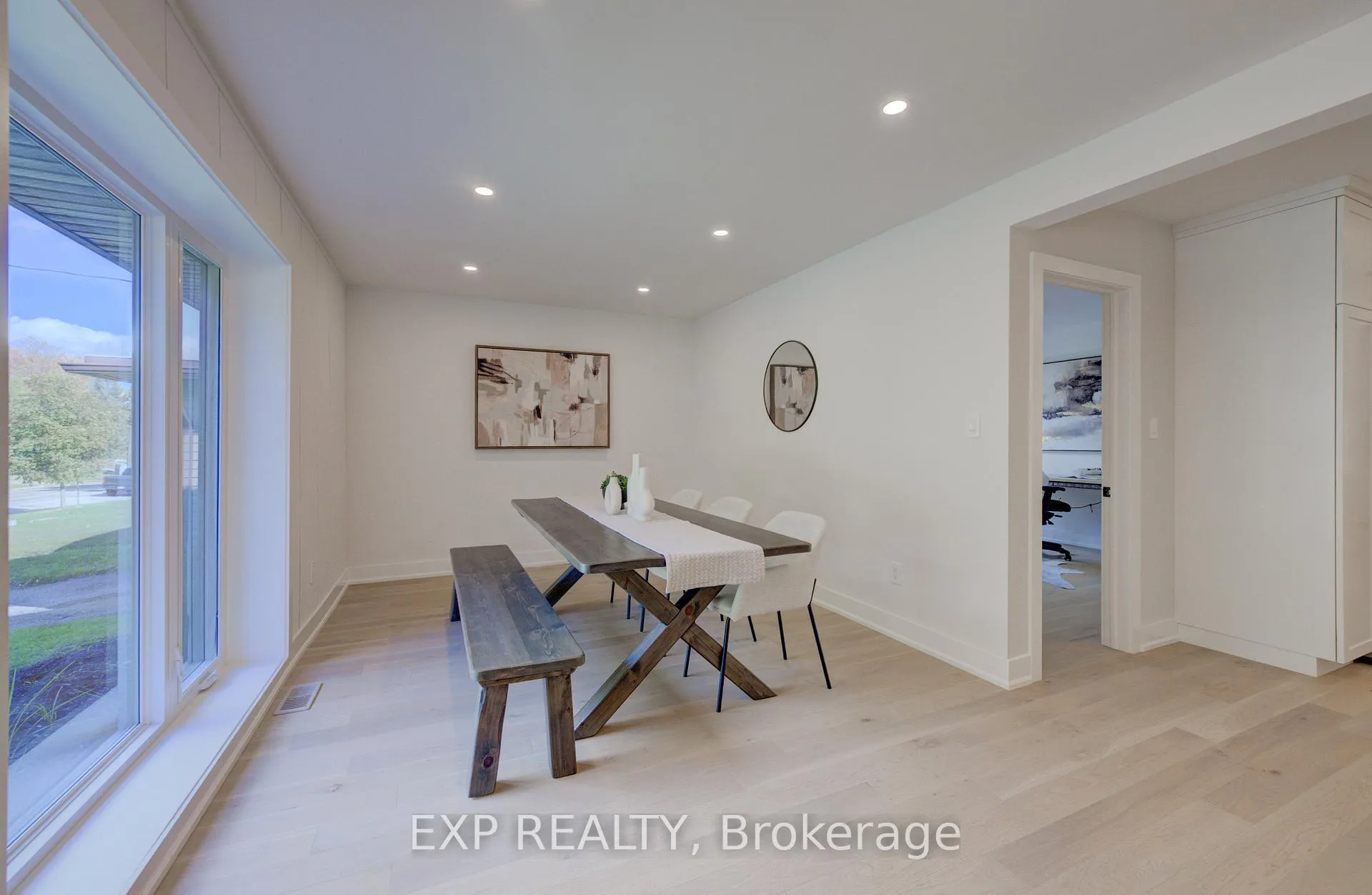 Photo 12 of 919 Union Street, Kitchener — HOMEH
