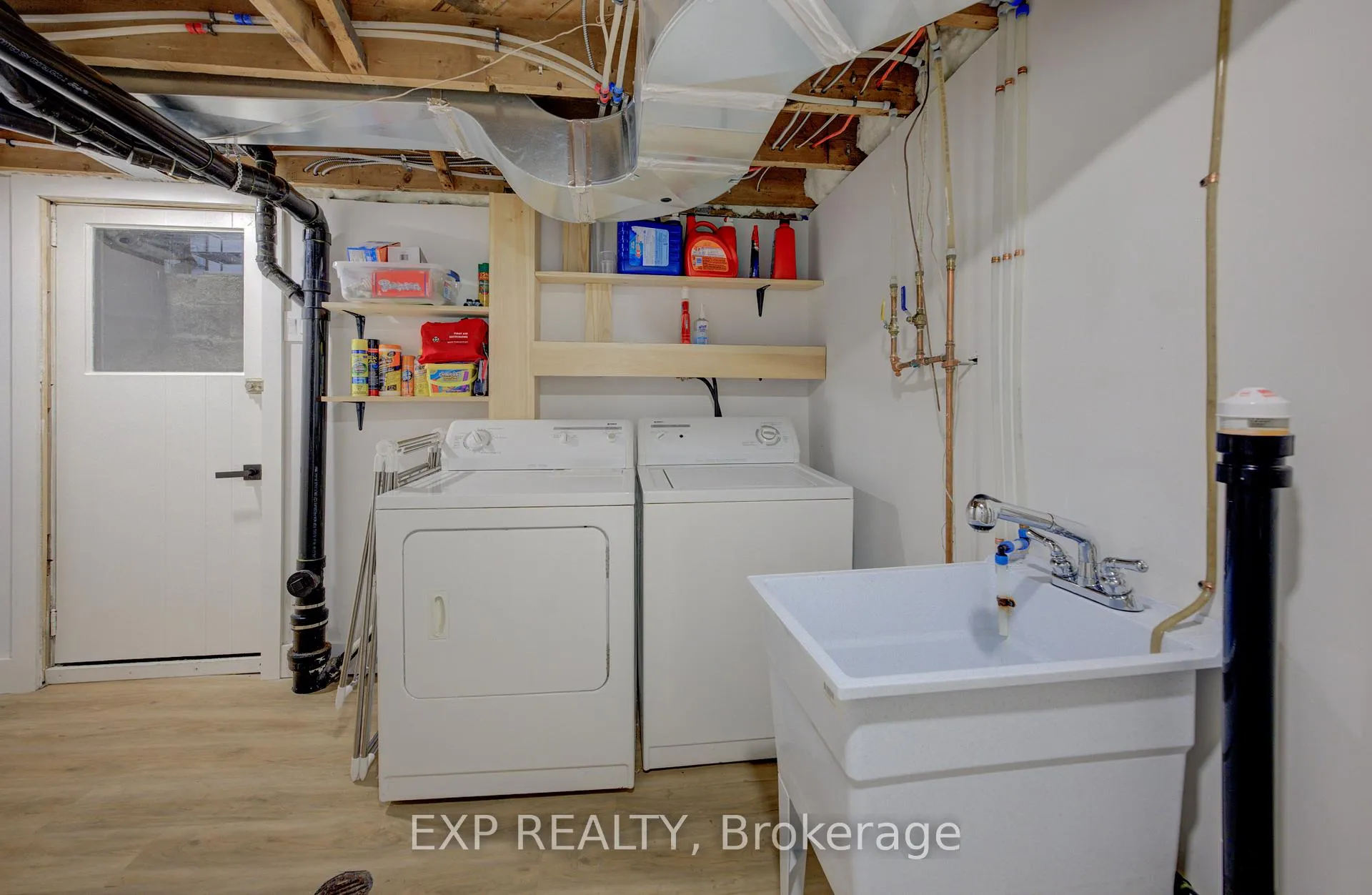 Photo 42 of 919 Union Street, Kitchener — HOMEH
