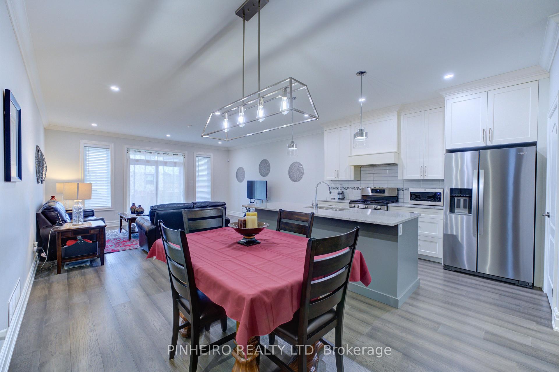 Photo 9 of 118 Spencer Avenue, Lucan Biddulph, Lucan — HOMEH