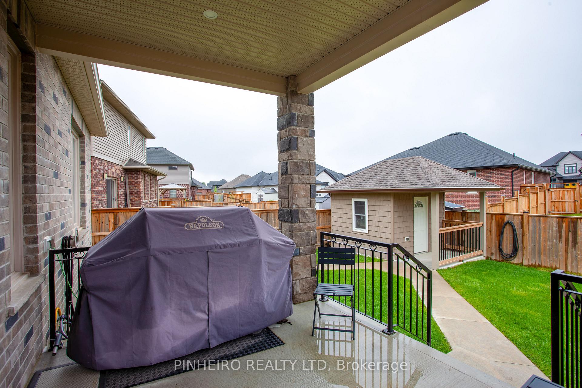 Photo 29 of 118 Spencer Avenue, Lucan Biddulph, Lucan — HOMEH