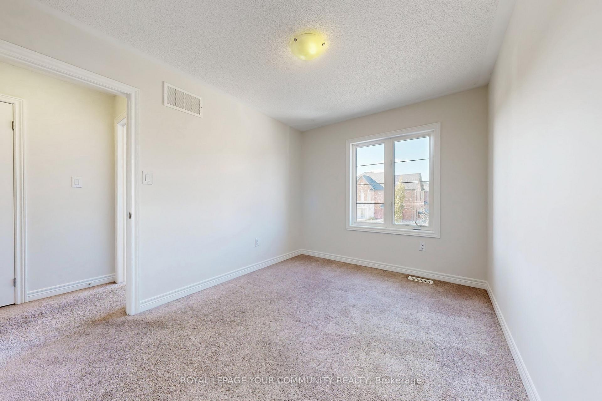 Photo 23 of 2112 Dale Road, Innisfil, Alcona — HOMEH