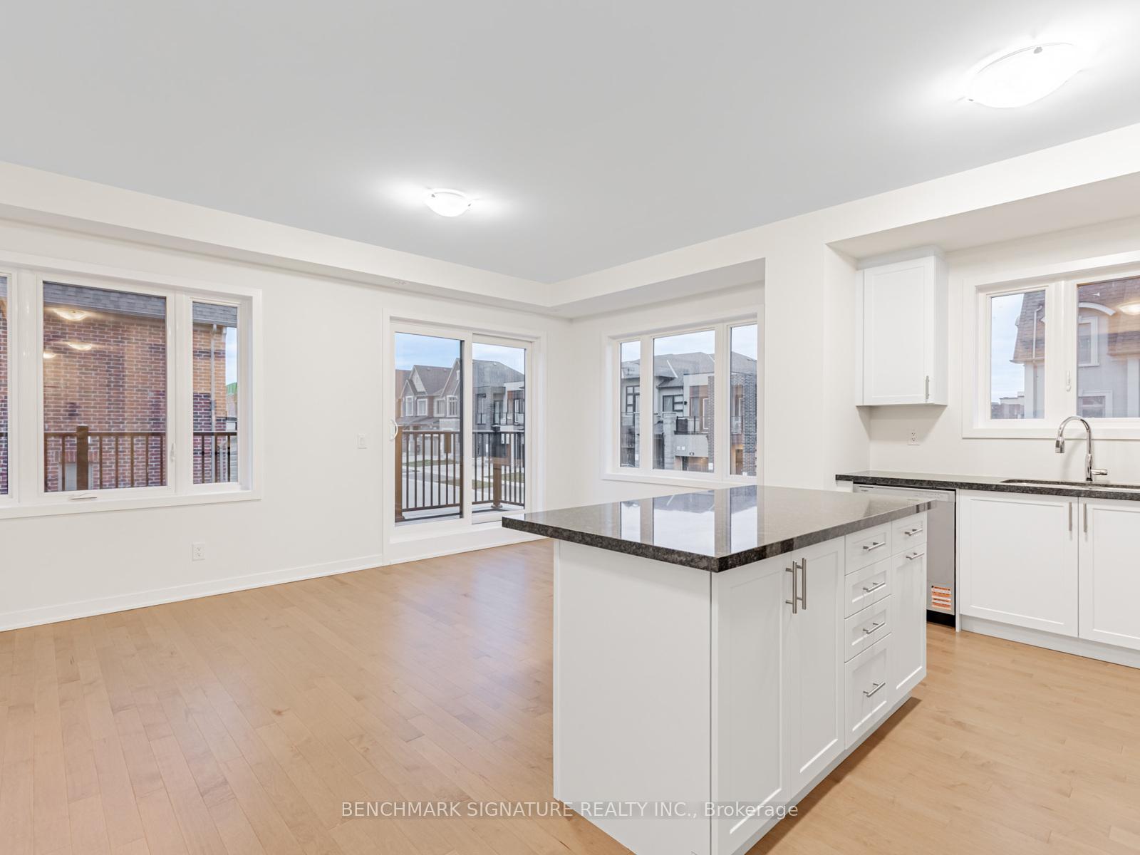 Photo 9 of 28 Harvey Bunker Crescent, Markham, Angus Glen — HOMEH
