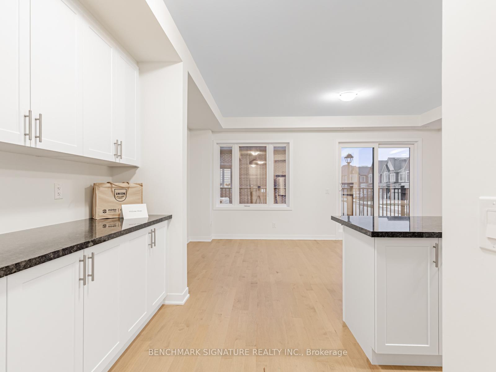 Photo 10 of 28 Harvey Bunker Crescent, Markham, Angus Glen — HOMEH