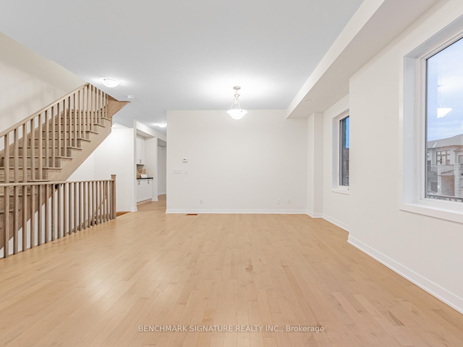 Photo 17 of 28 Harvey Bunker Crescent, Markham, Angus Glen — HOMEH