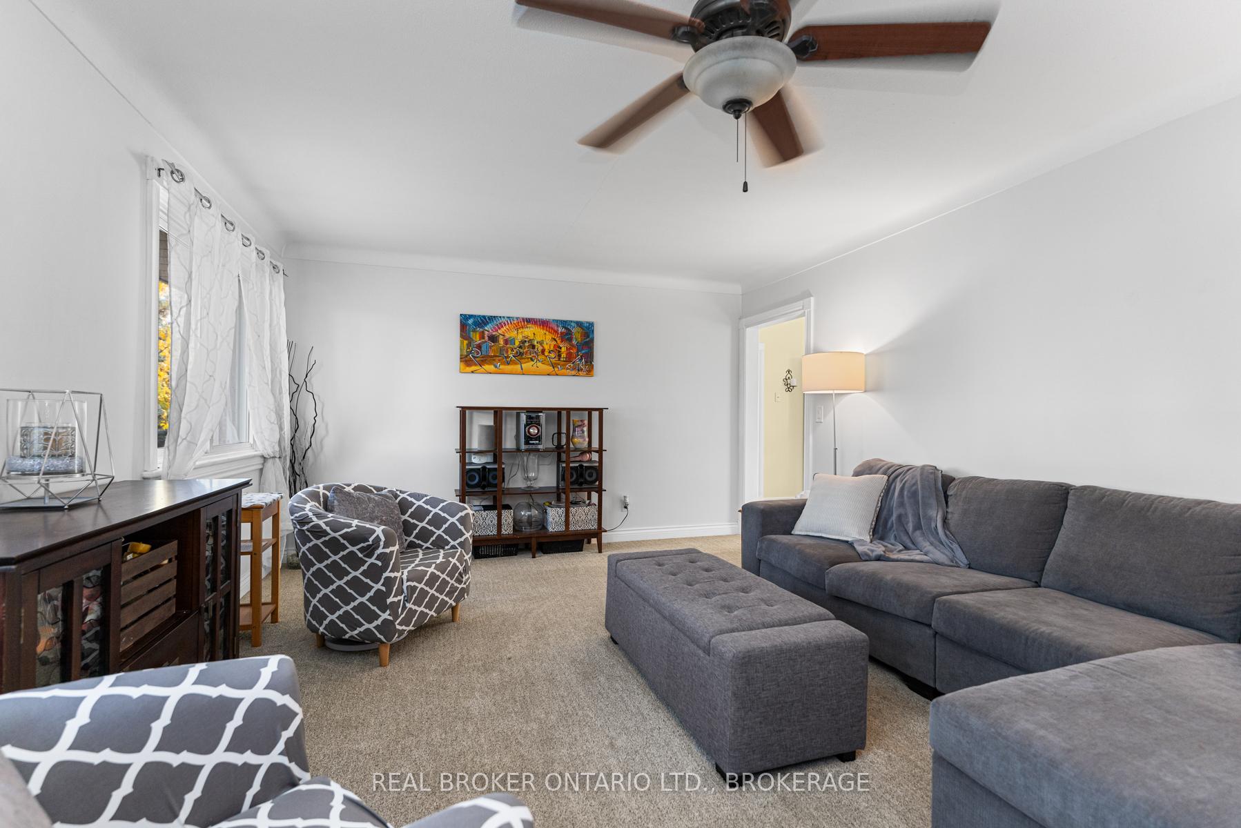 Photo 5 of 26 Cambridge Crescent, Loyalist, Amherstview — HOMEH