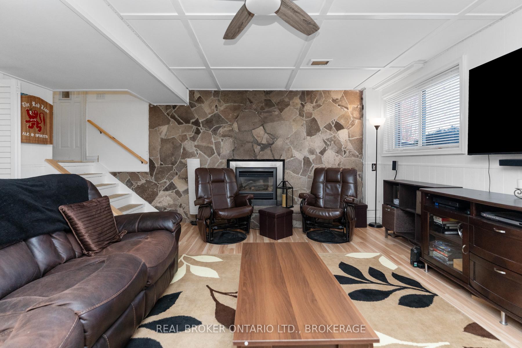 Photo 28 of 26 Cambridge Crescent, Loyalist, Amherstview — HOMEH