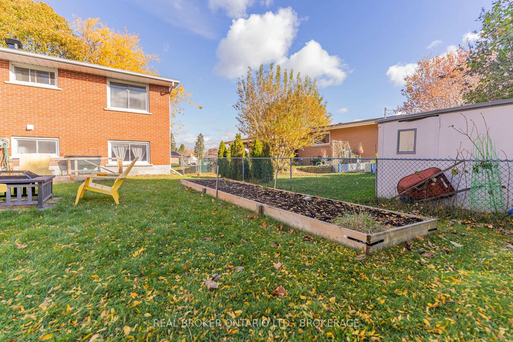 Photo 43 of 26 Cambridge Crescent, Loyalist, Amherstview — HOMEH