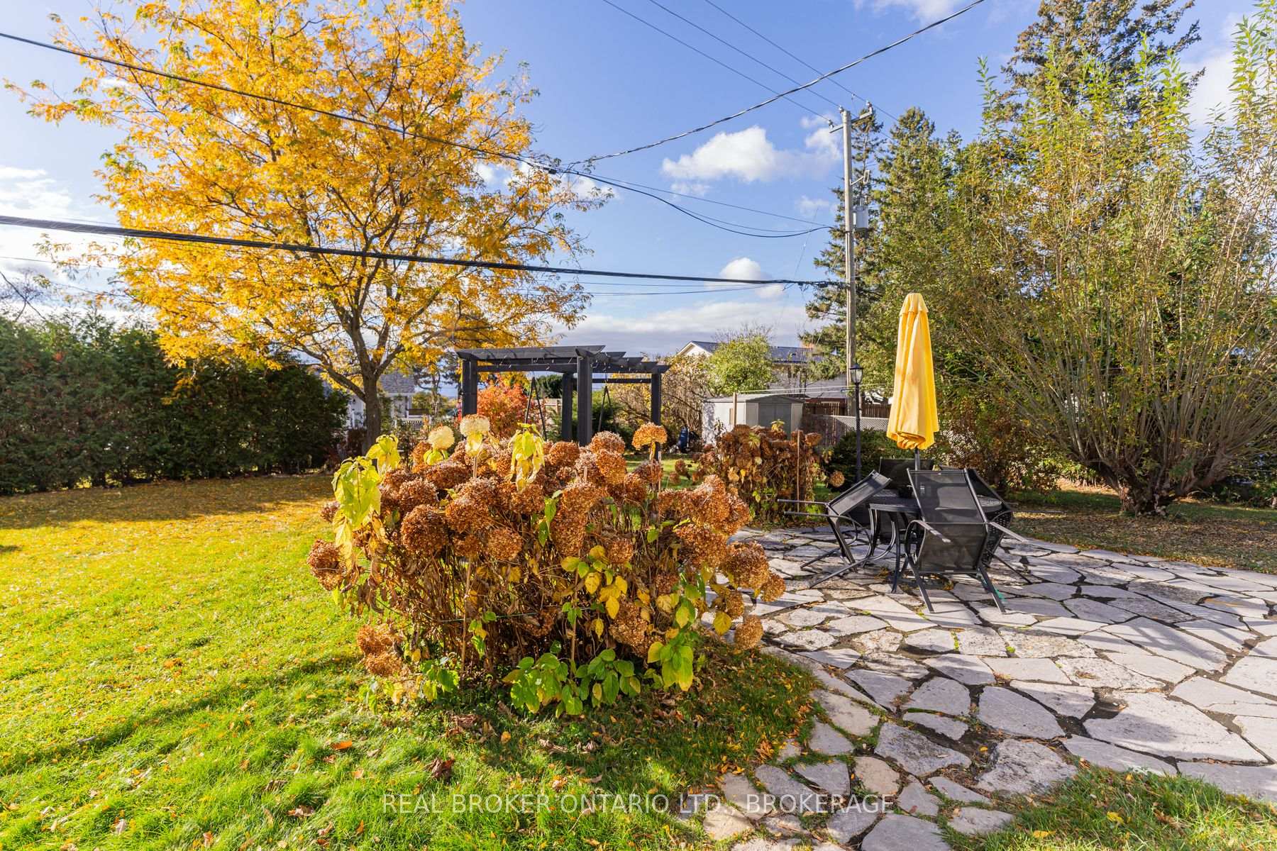 Photo 45 of 26 Cambridge Crescent, Loyalist, Amherstview — HOMEH