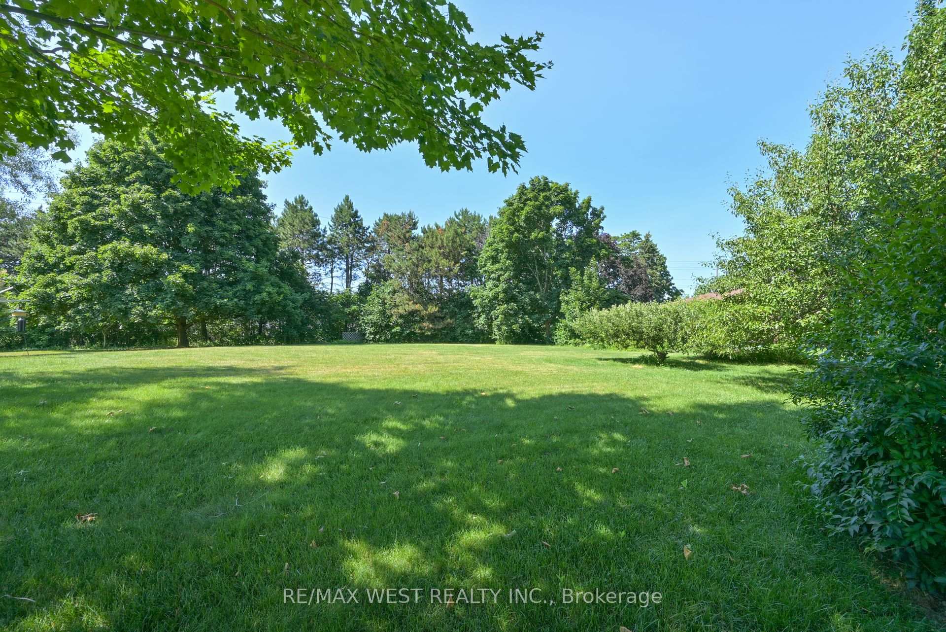 Photo 11 of 3 Henry Gate, King, Nobleton — HOMEH