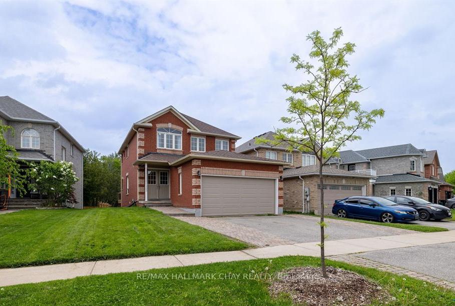 Photo 2 of Unit Upper, 1463 Forest Street, Innisfil, Alcona — HOMEH