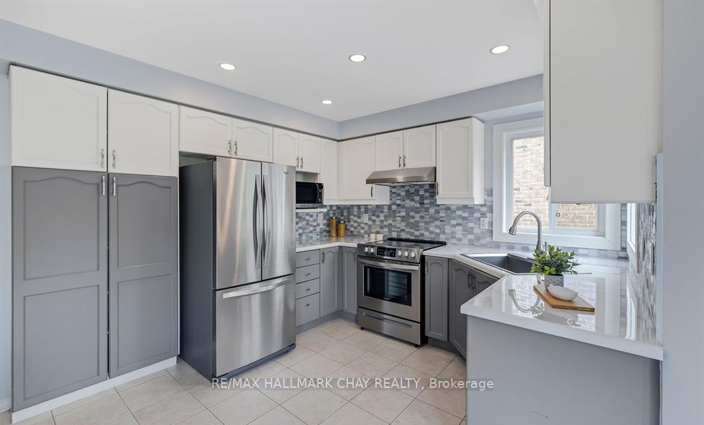 Photo 11 of Unit Upper, 1463 Forest Street, Innisfil, Alcona — HOMEH