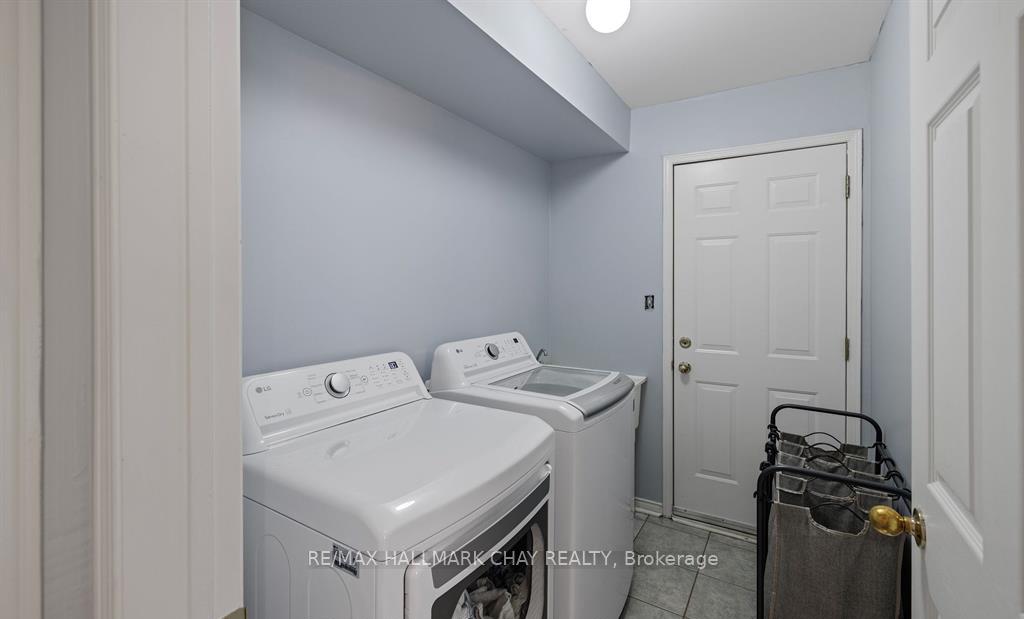 Photo 13 of Unit Upper, 1463 Forest Street, Innisfil, Alcona — HOMEH