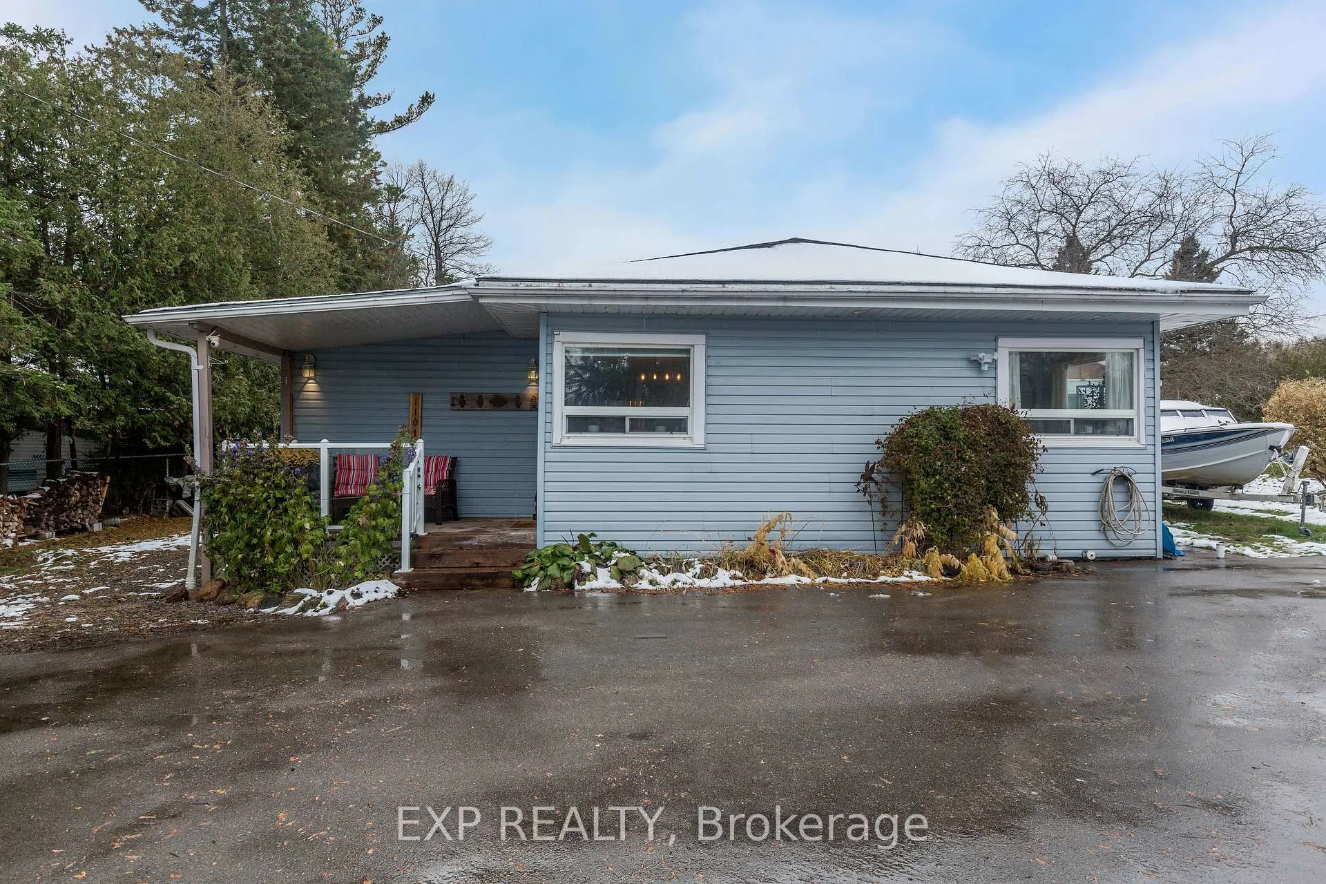 Front of 1104 Ferrier Ave