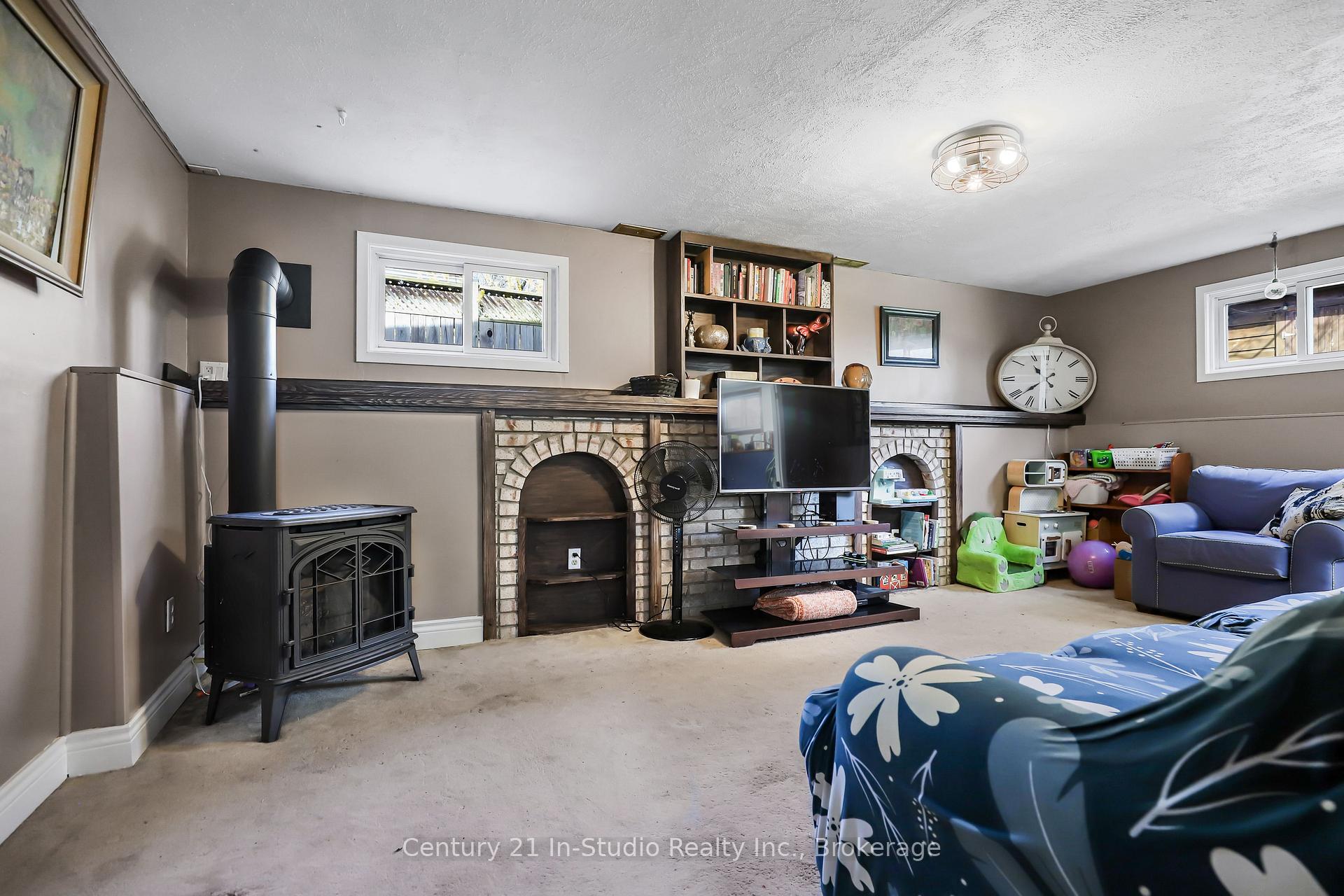 Photo 8 of 587 Scott Street, Kincardine — HOMEH
