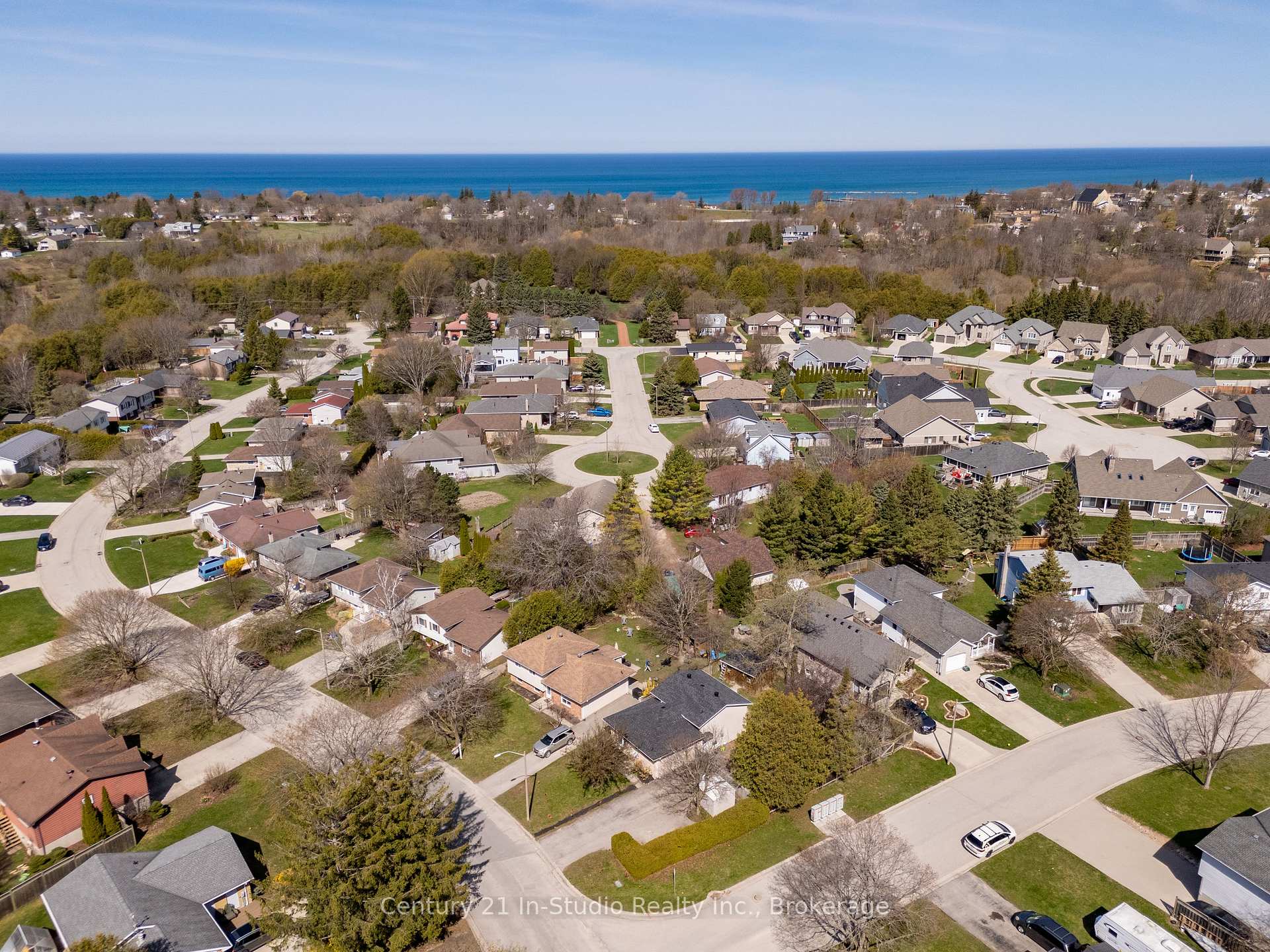 Photo 22 of 587 Scott Street, Kincardine — HOMEH