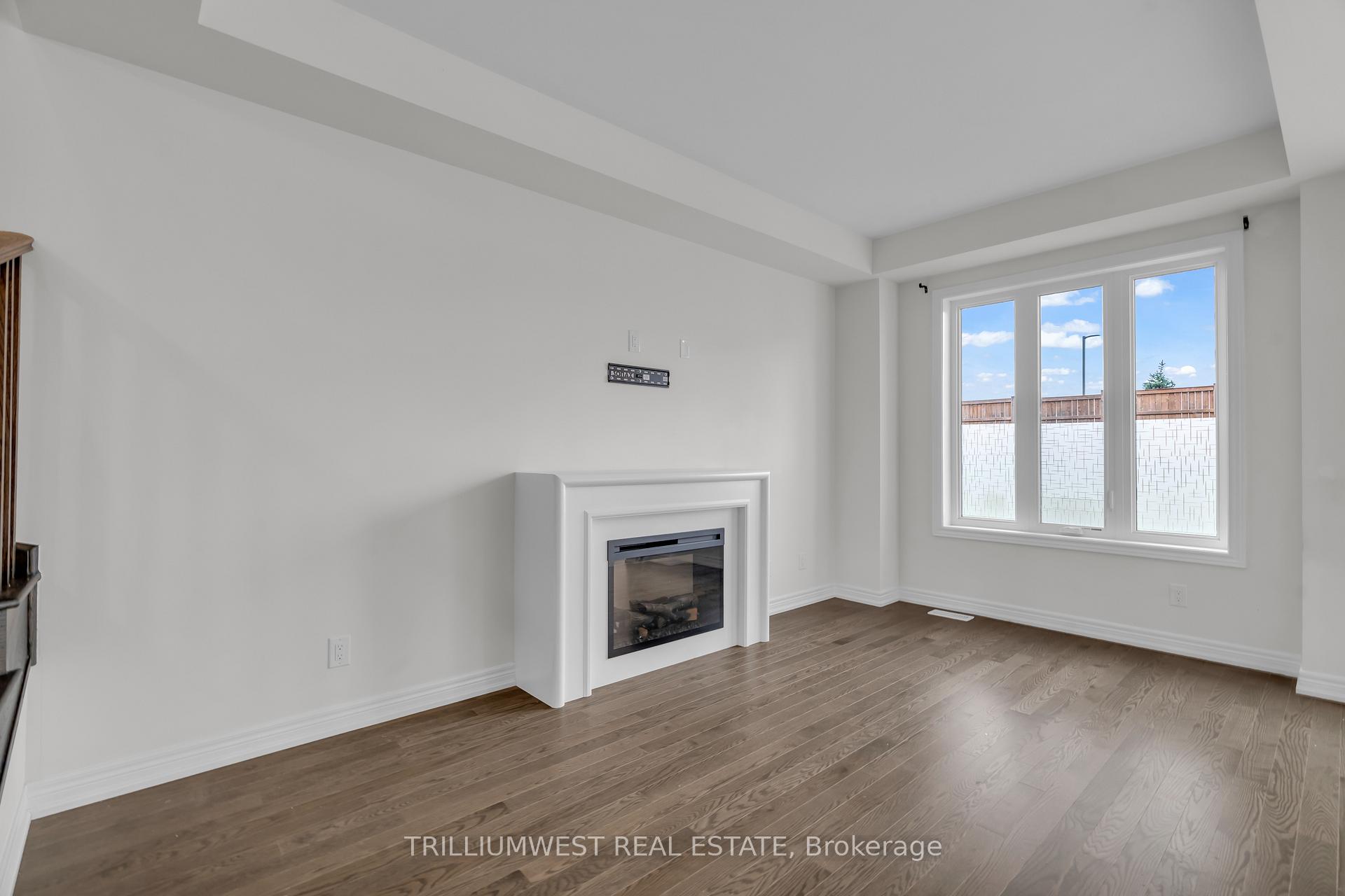 Photo 9 of 74 Reistwood Drive, Kitchener — HOMEH