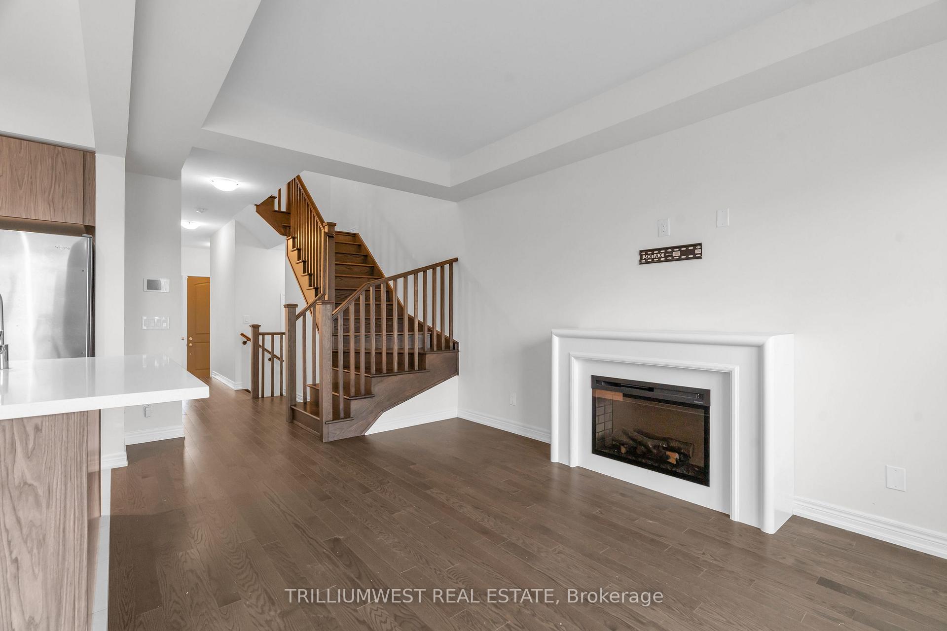 Photo 12 of 74 Reistwood Drive, Kitchener — HOMEH