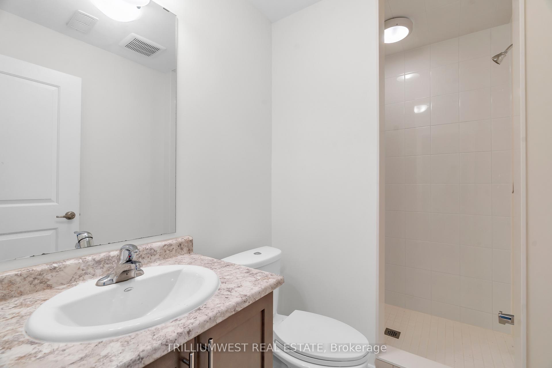 Photo 34 of 74 Reistwood Drive, Kitchener — HOMEH