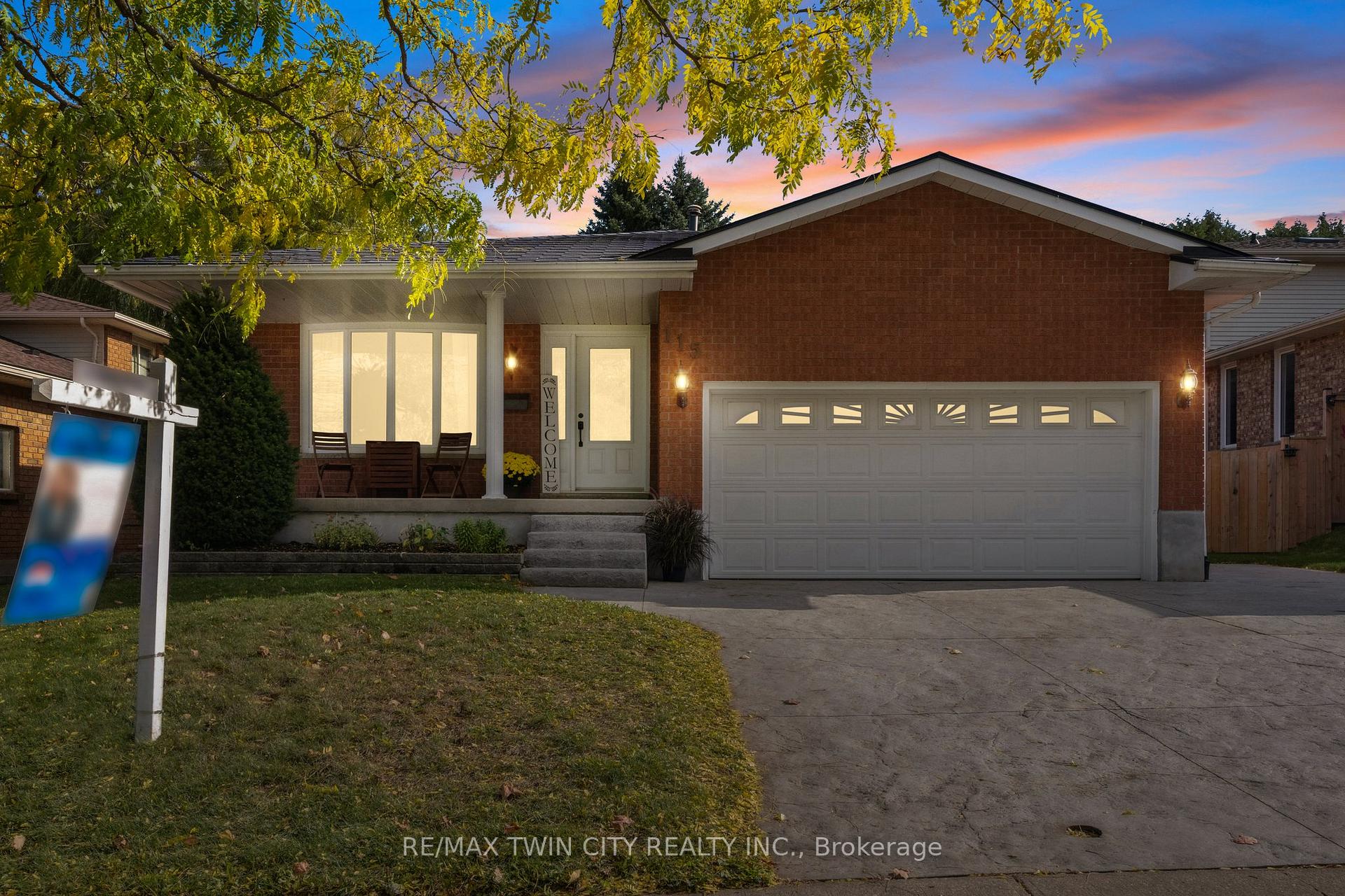 Photo 1 of 115 Yellow Birch Drive, Kitchener — HOMEH