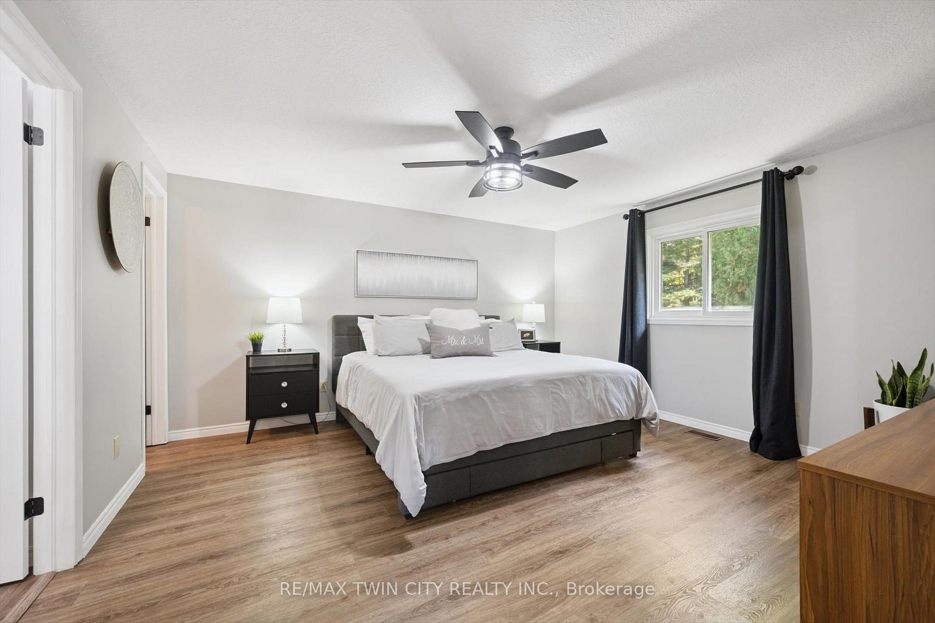 Photo 17 of 115 Yellow Birch Drive, Kitchener — HOMEH
