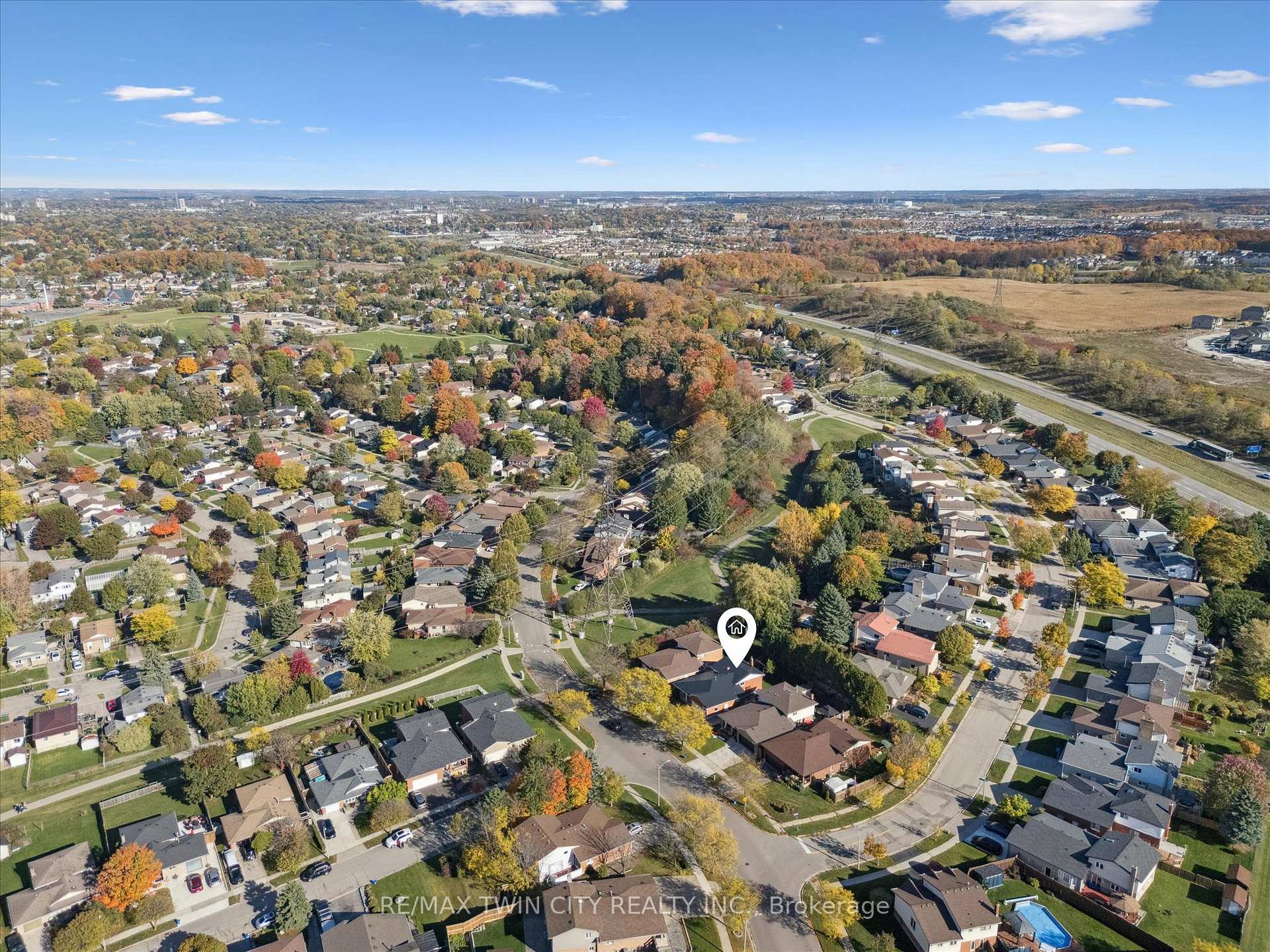 Photo 41 of 115 Yellow Birch Drive, Kitchener — HOMEH