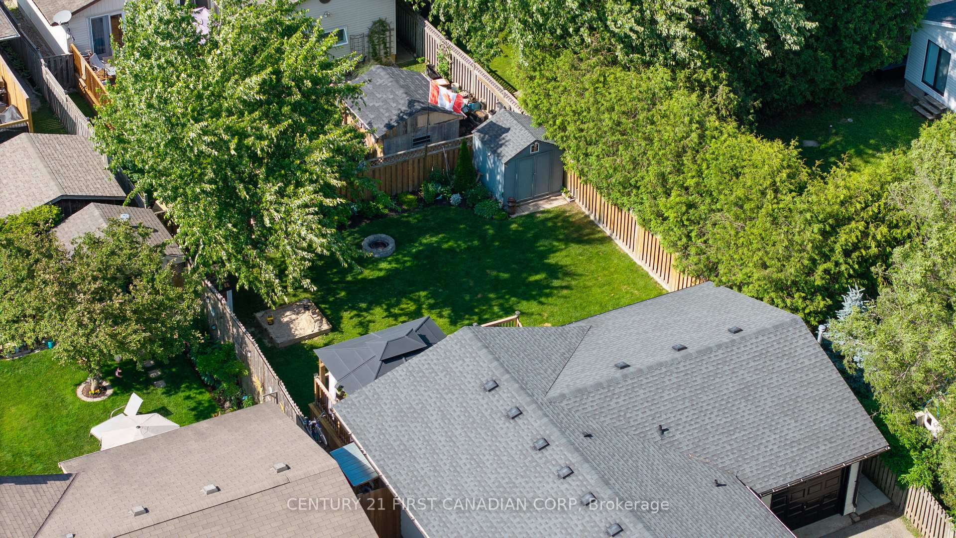 Photo 31 of 122 Nicoline Avenue, Lucan Biddulph, Lucan — HOMEH