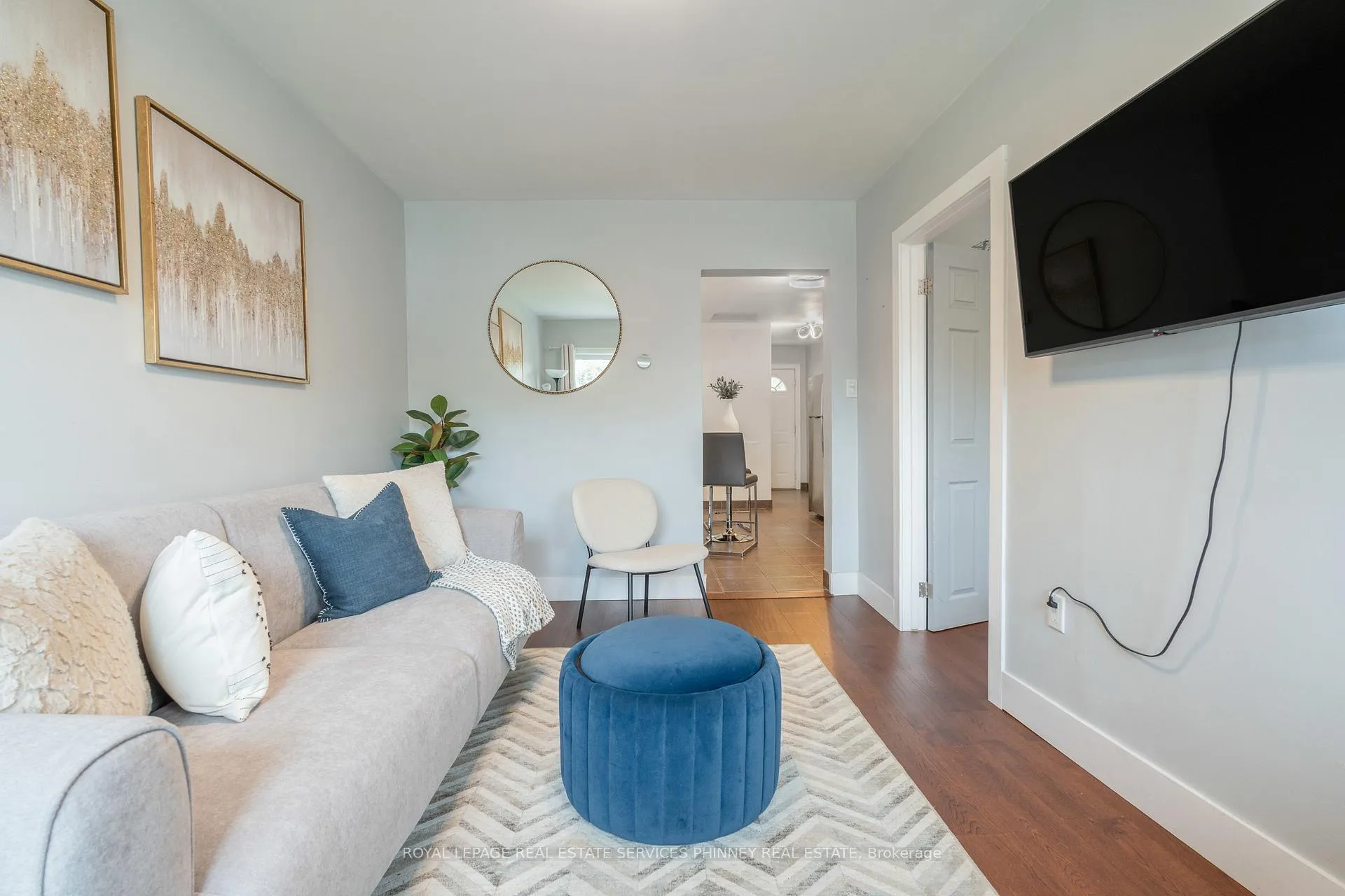 Photo 6 of 787 Knox Avenue, Hamilton, Parkview — HOMEH