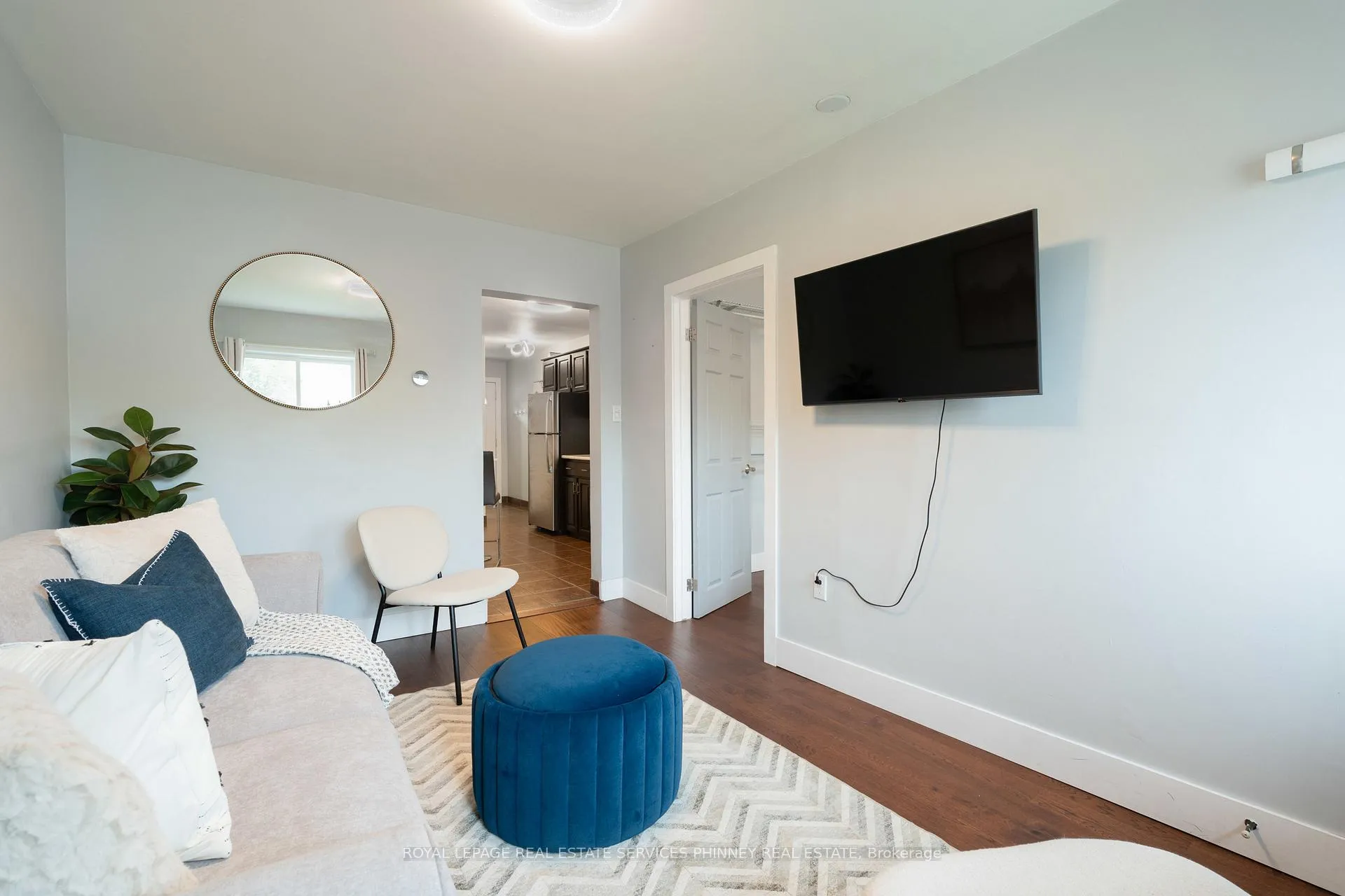 Photo 7 of 787 Knox Avenue, Hamilton, Parkview — HOMEH