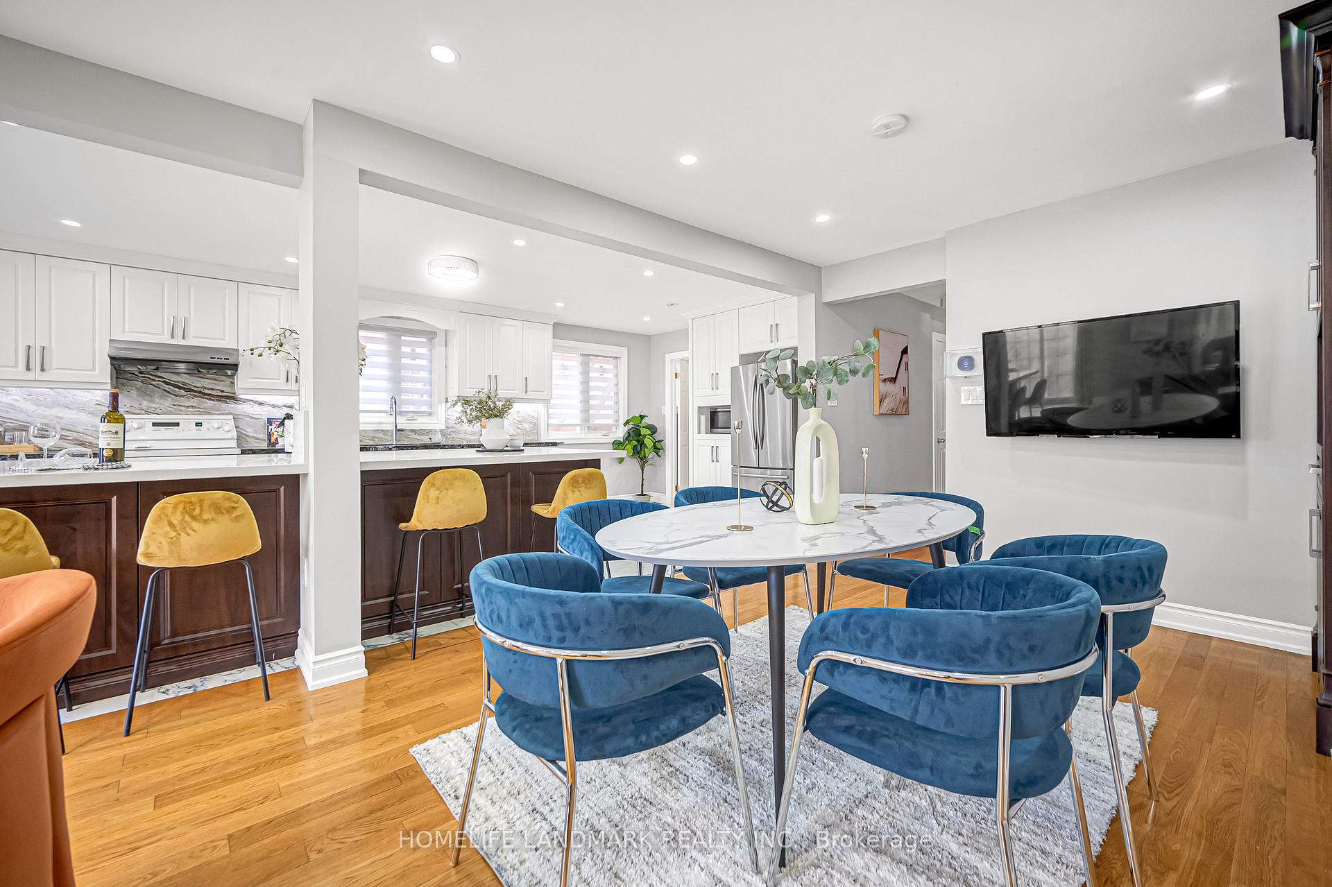 Photo 14 of 35 Mary Pearson Drive, Markham, Middlefield — HOMEH