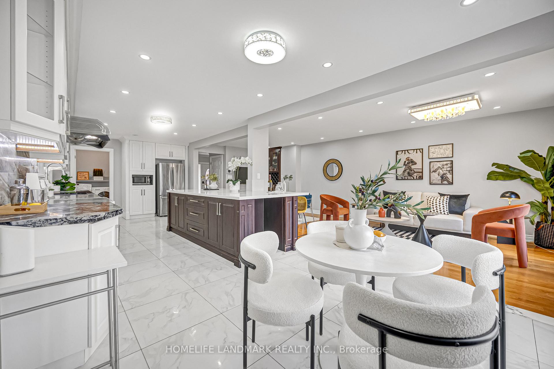 Photo 20 of 35 Mary Pearson Drive, Markham, Middlefield — HOMEH