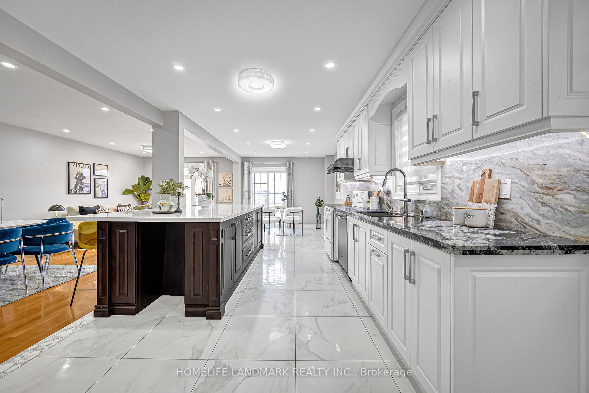Photo 23 of 35 Mary Pearson Drive, Markham, Middlefield — HOMEH