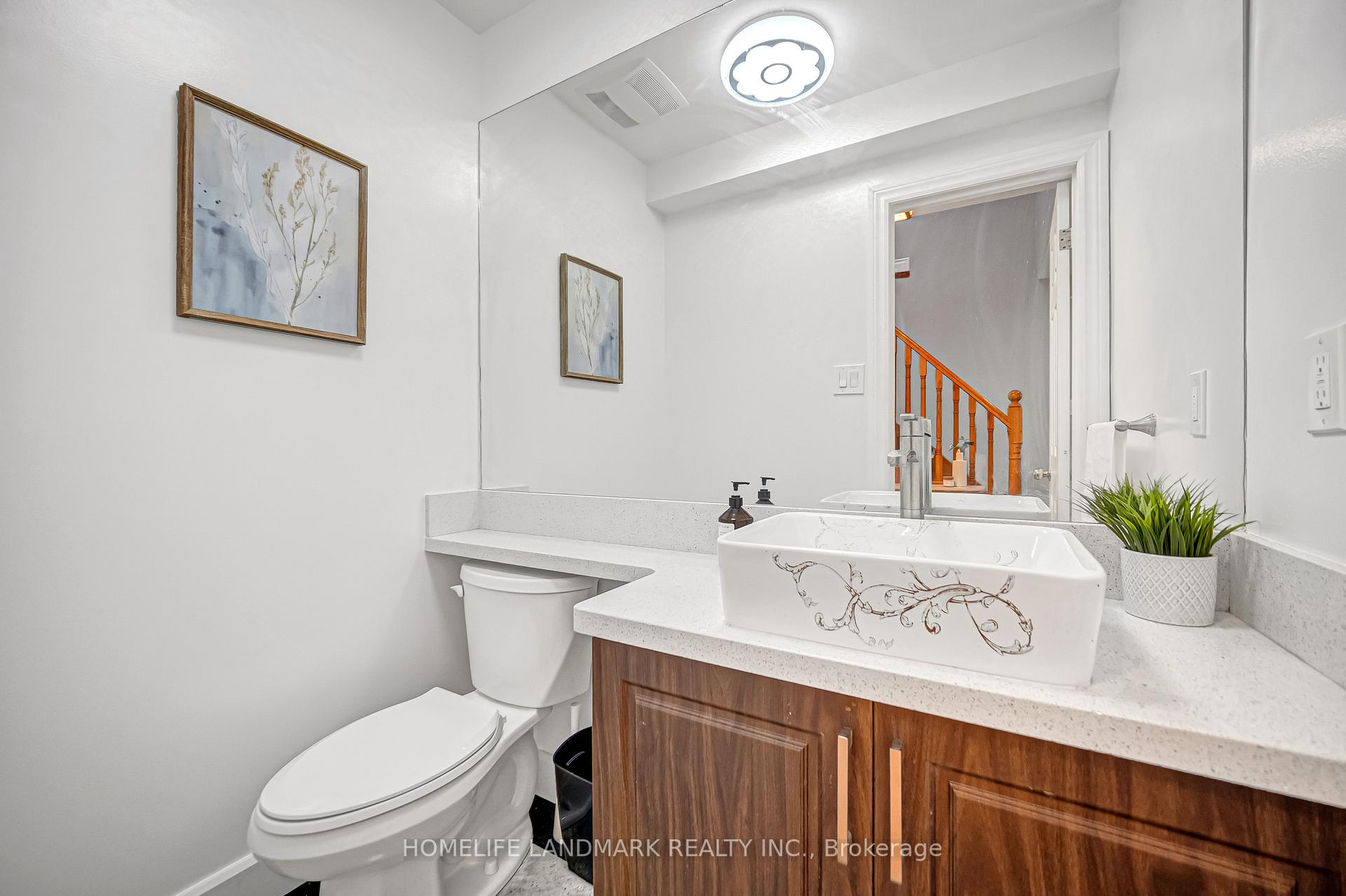 Photo 25 of 35 Mary Pearson Drive, Markham, Middlefield — HOMEH