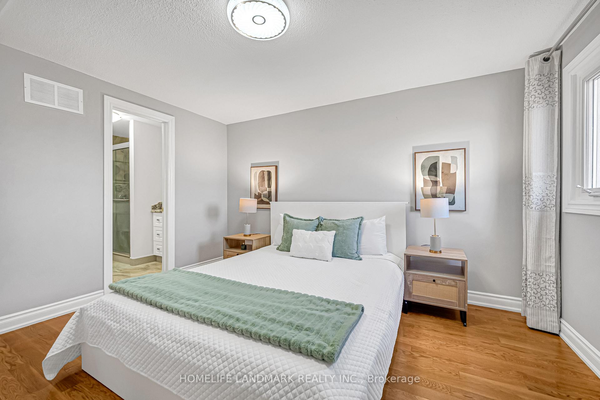 Photo 38 of 35 Mary Pearson Drive, Markham, Middlefield — HOMEH