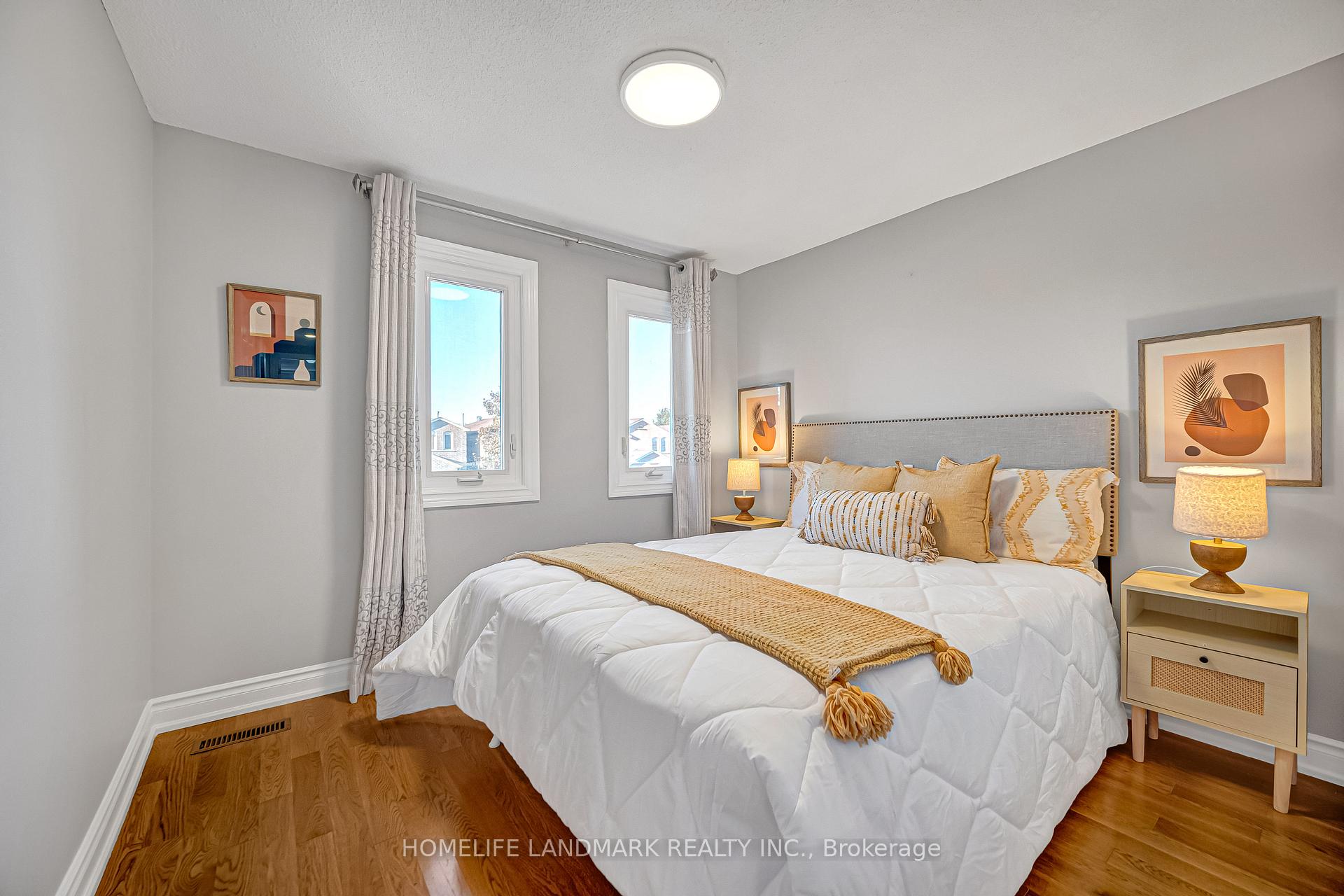 Photo 39 of 35 Mary Pearson Drive, Markham, Middlefield — HOMEH