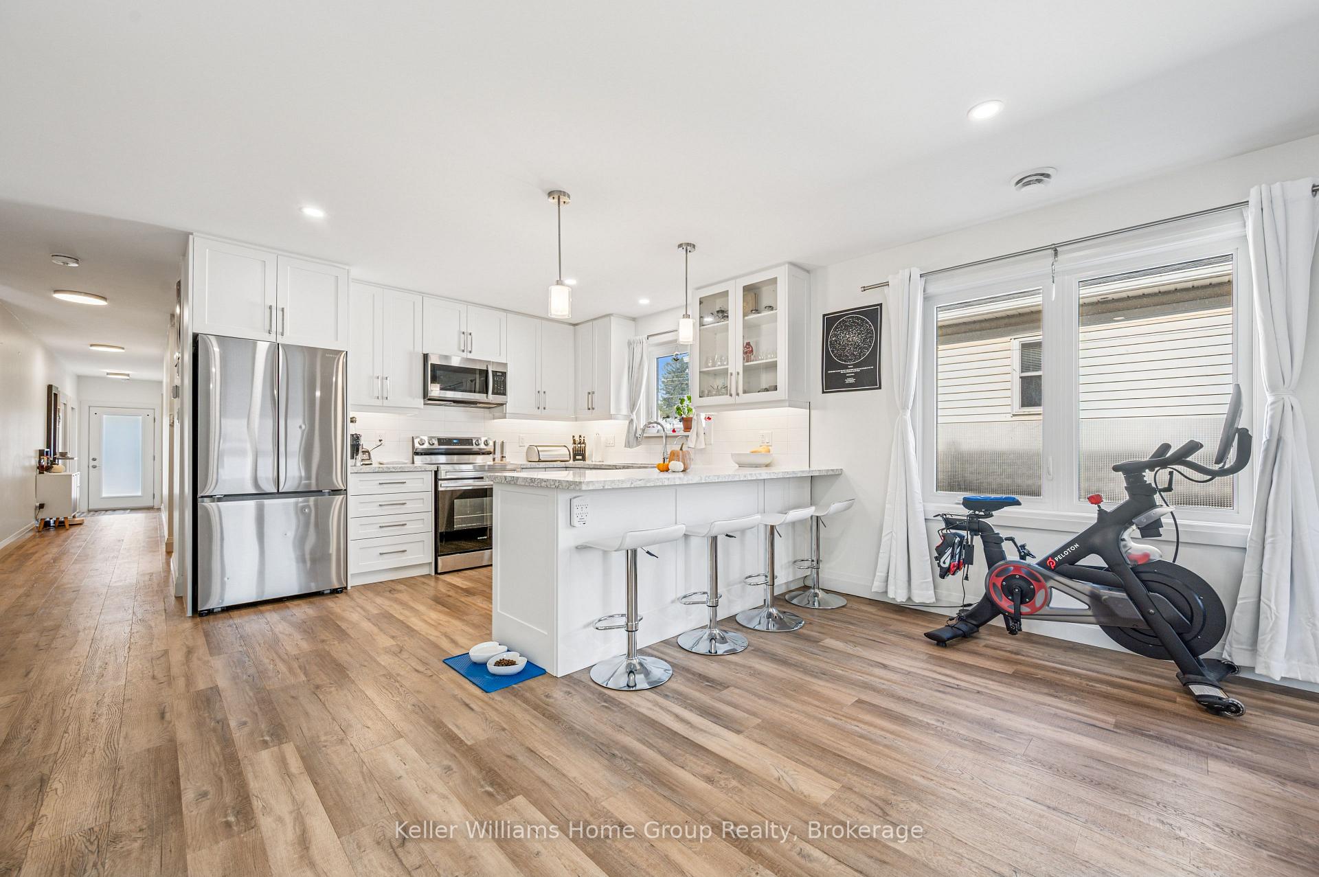 Photo 9 of 76 South Drive, Kitchener — HOMEH