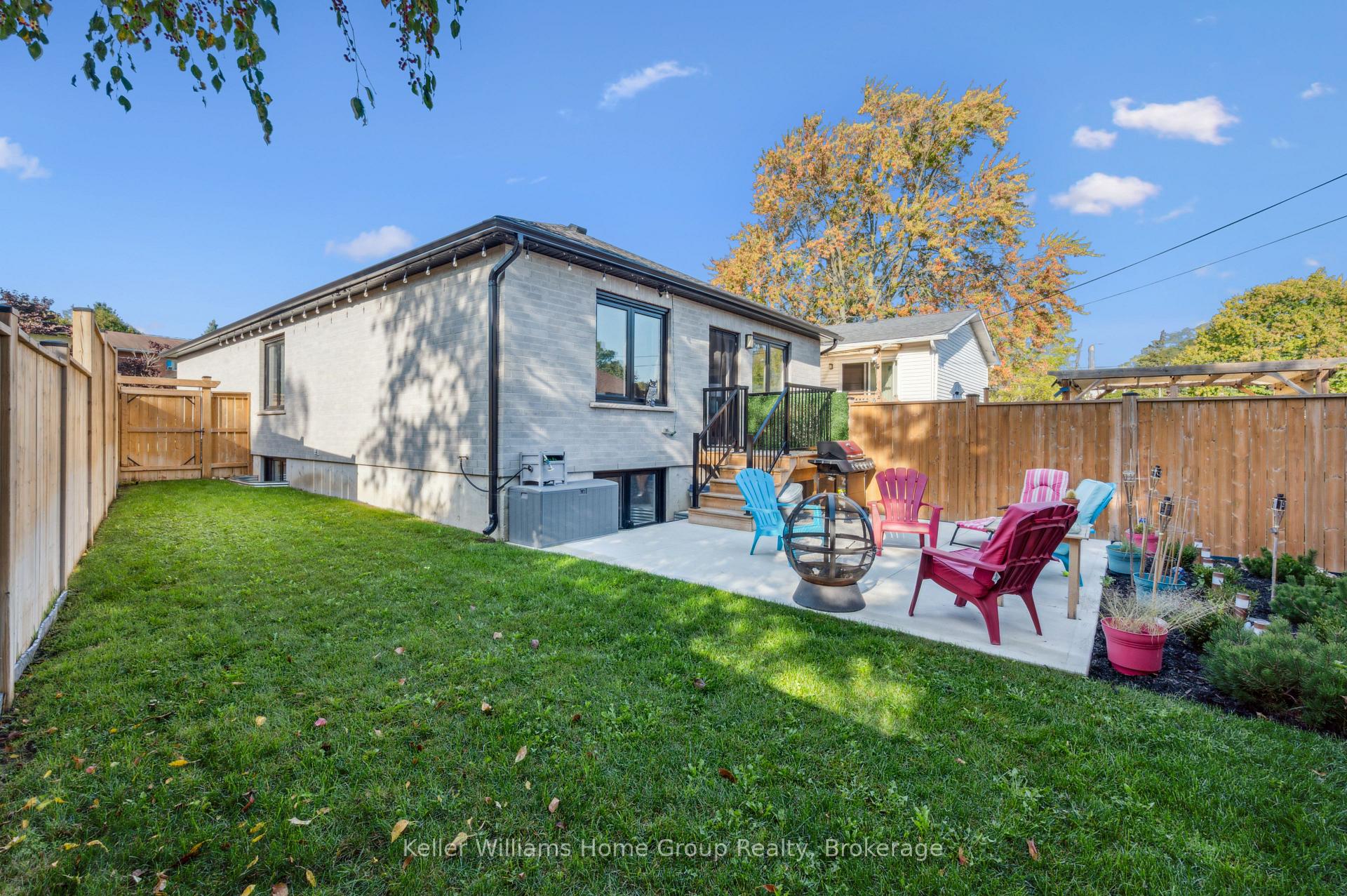 Photo 23 of 76 South Drive, Kitchener — HOMEH